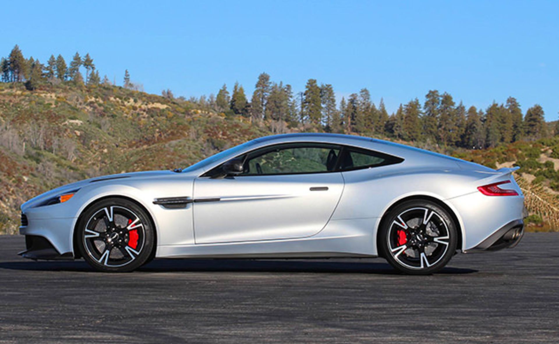 2018 Aston Martin Vanquish S Coupe