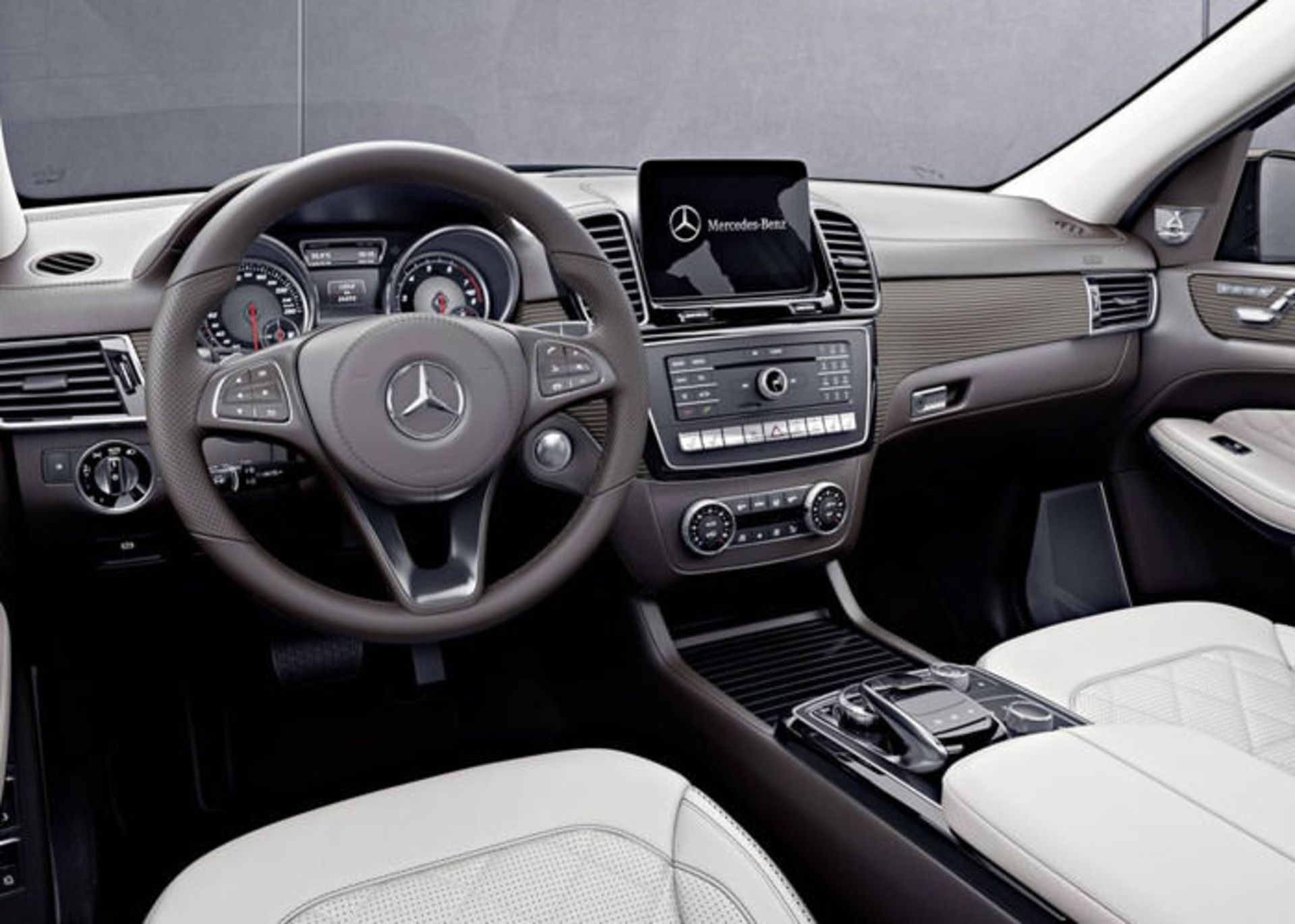 مرسدس بنز GLS Grand Edition