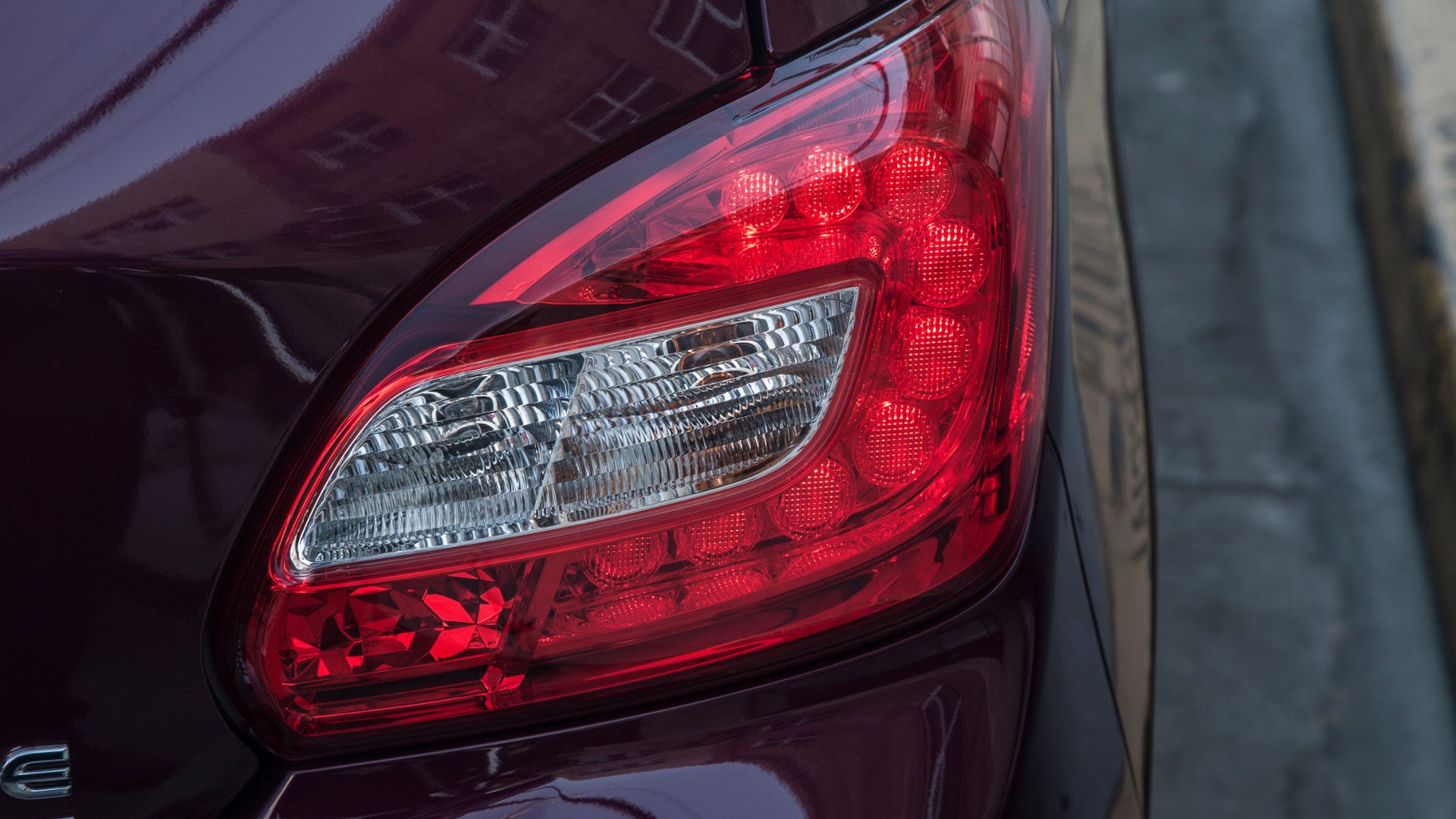 میتسوبیشی میراژ Mitsubishi Mirage 2017