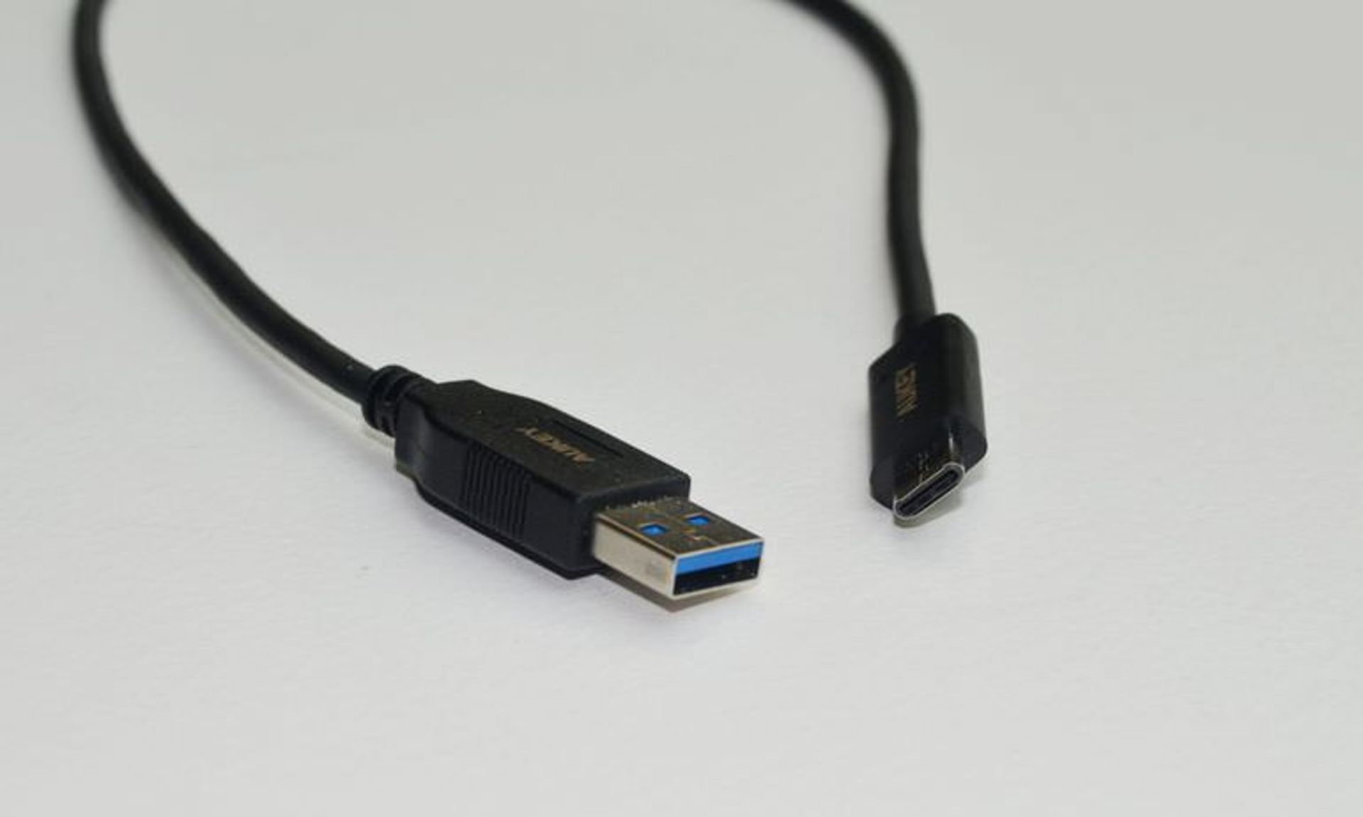 مرجع متخصصين ايران USB-C to USB-A Cable