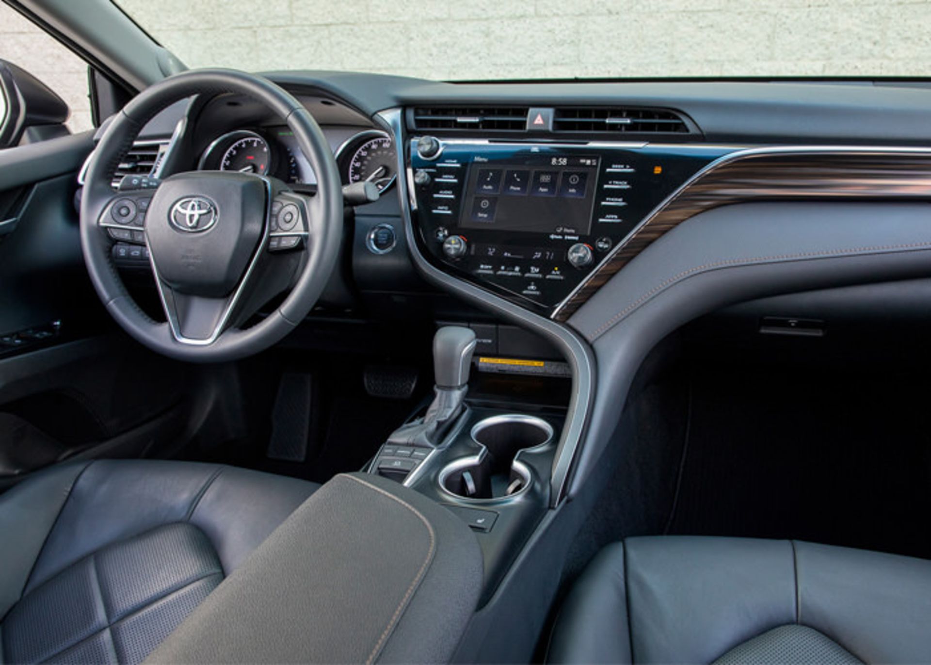 داشبود تویوتا کمری ۲۰۱۸