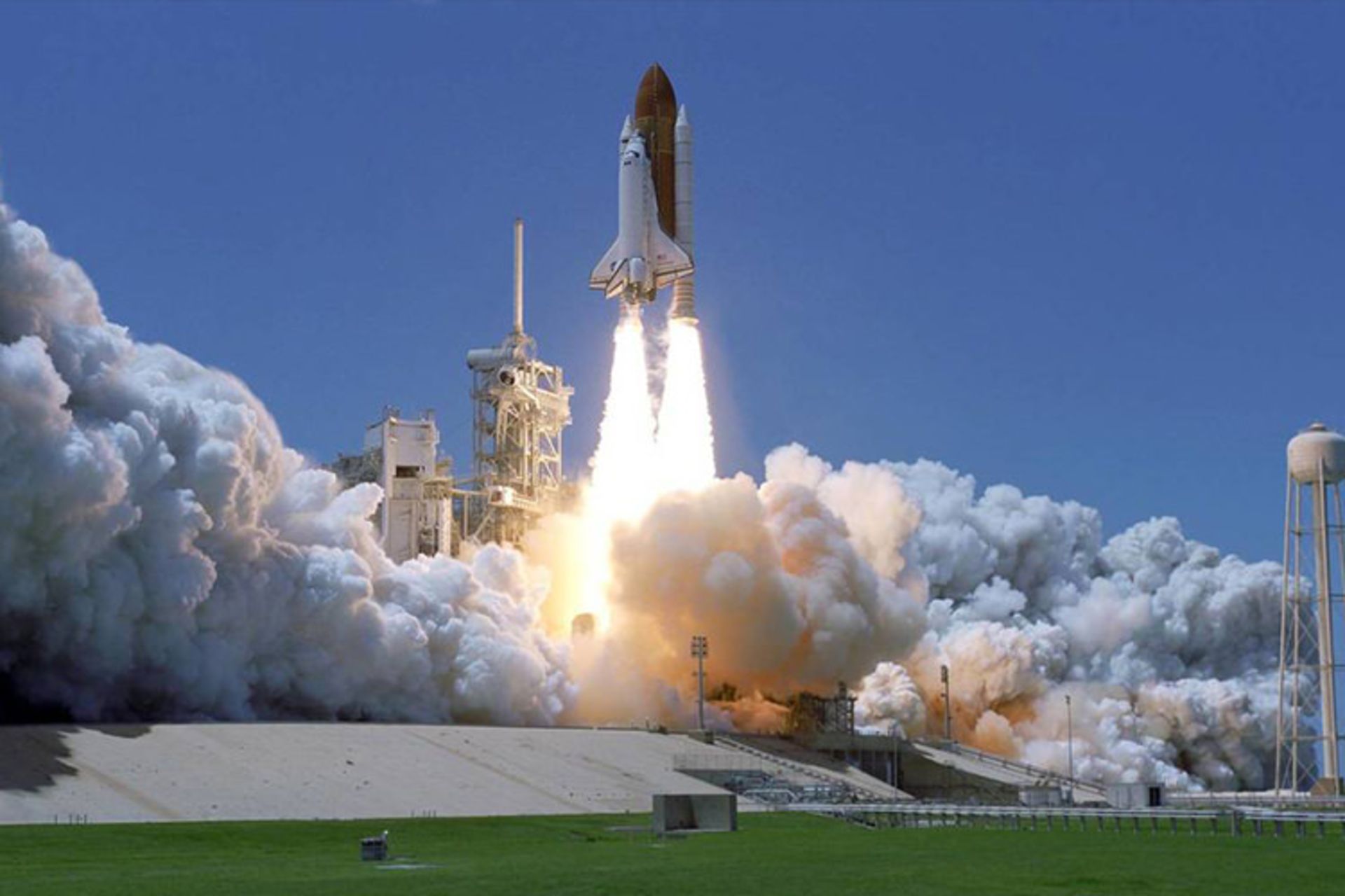 Space Shuttle / شاتل فضایی