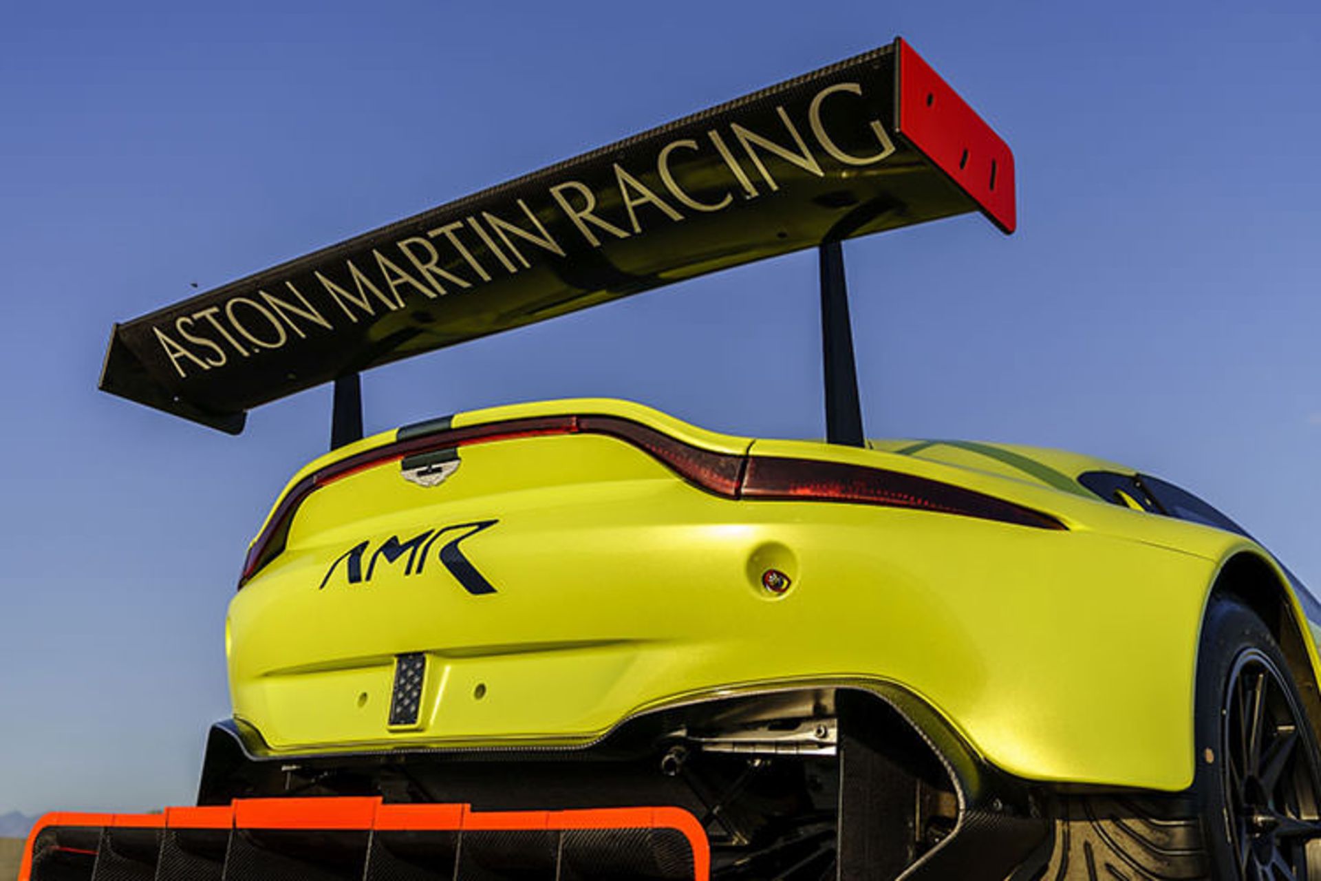 استون مارتین ونتیج GTE