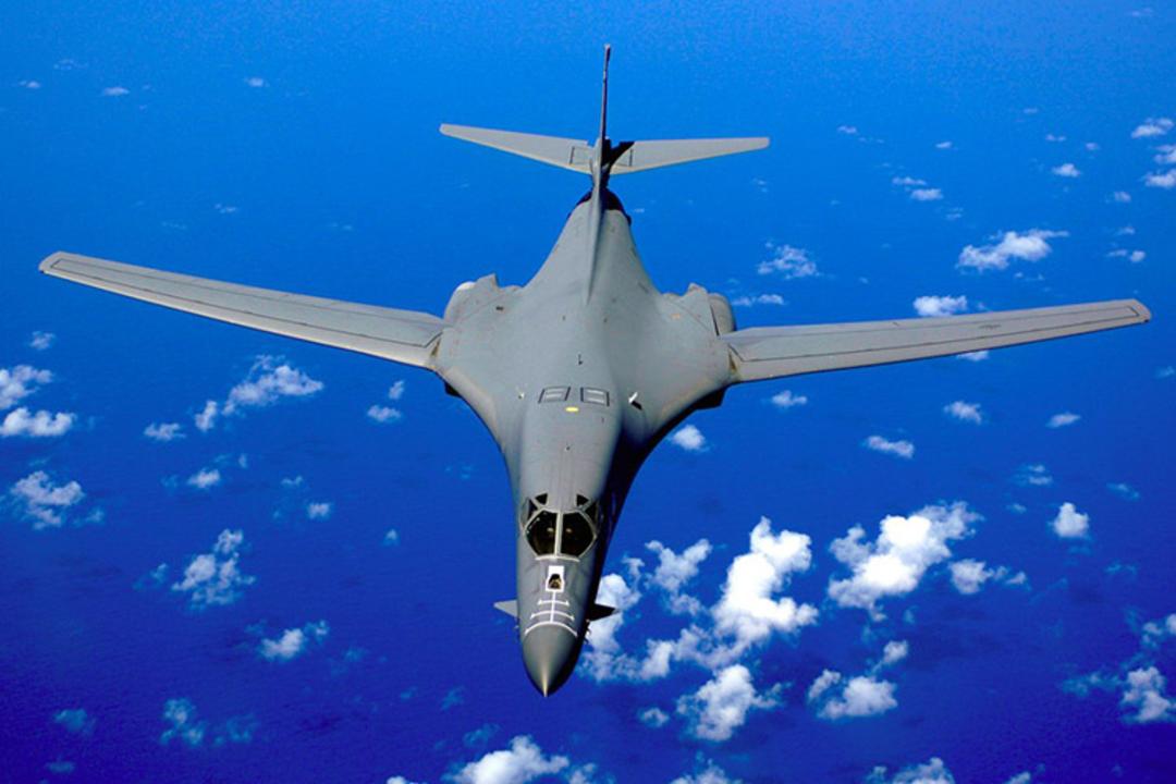 بمب‌افکن B-1B Lancer