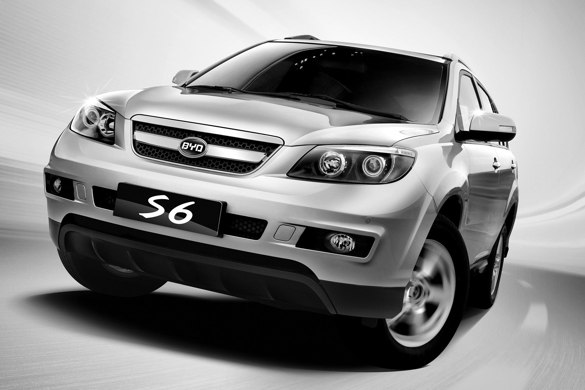 BYD S6 / بی وای دی اس۶