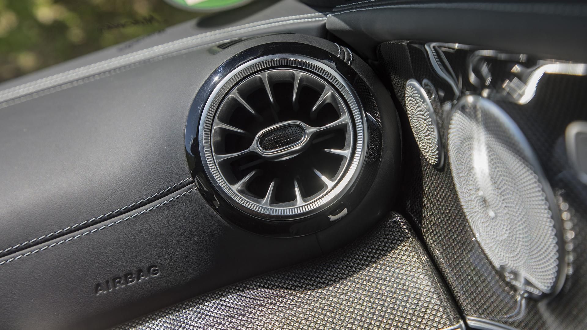 مرسدس بنز E400 کبریولت ۲۰۱۸