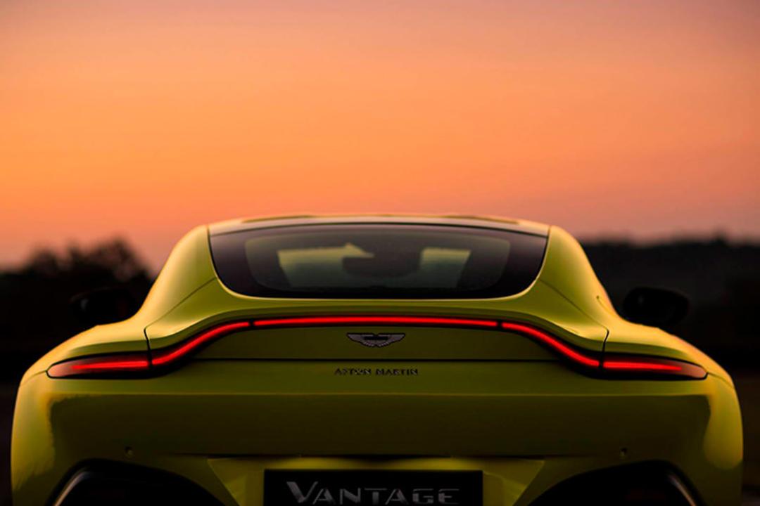 استون کارتین ونتیج 2018 / Aston Martin Vantage