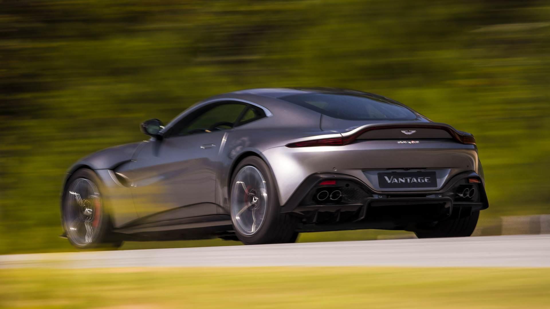 استون کارتین ونتیج 2018 / Aston Martin Vantage