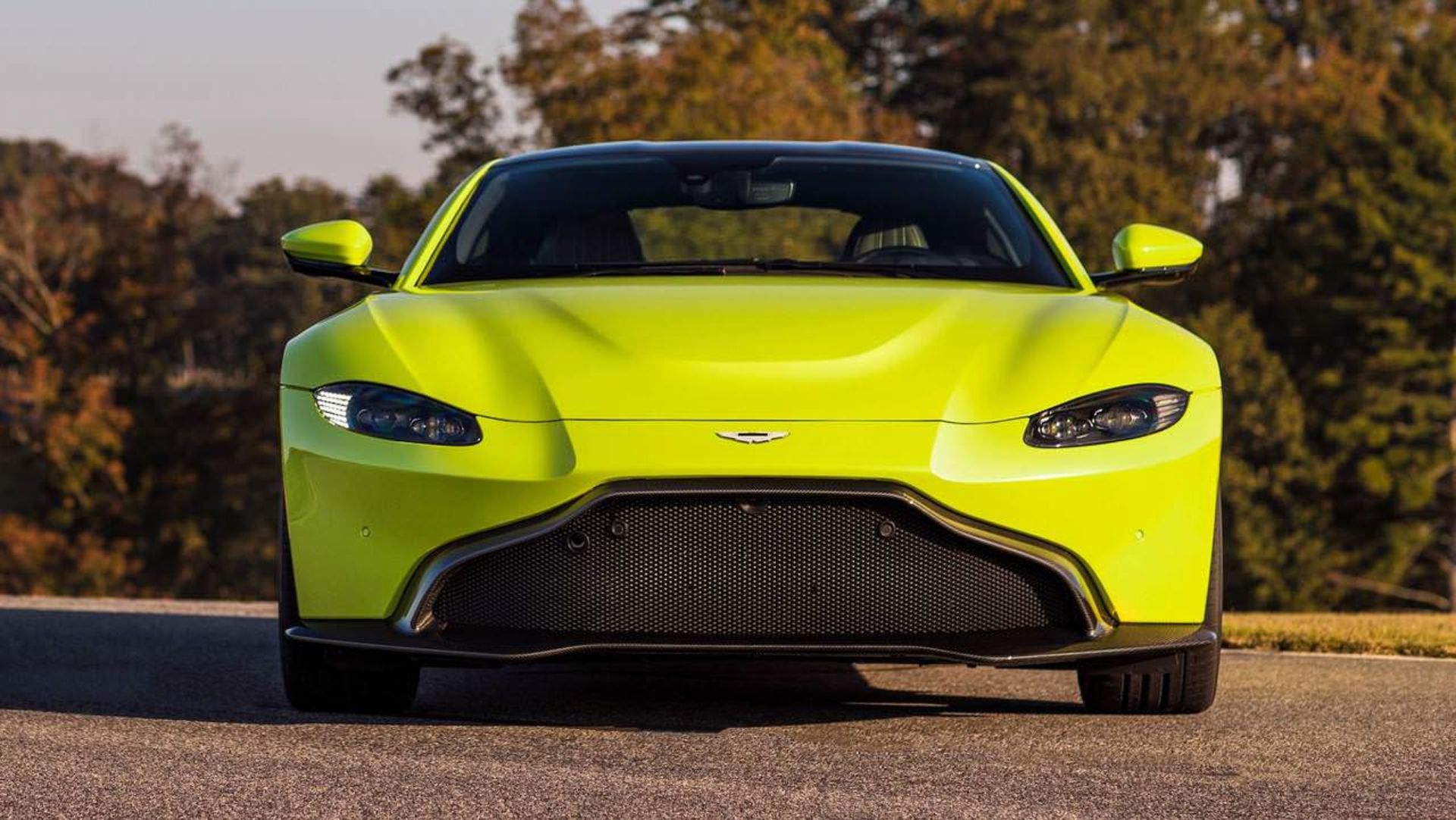 استون کارتین ونتیج 2018 / Aston Martin Vantage