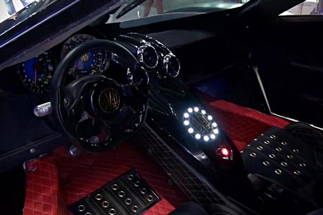 دویل 16 / Devel Sixteen