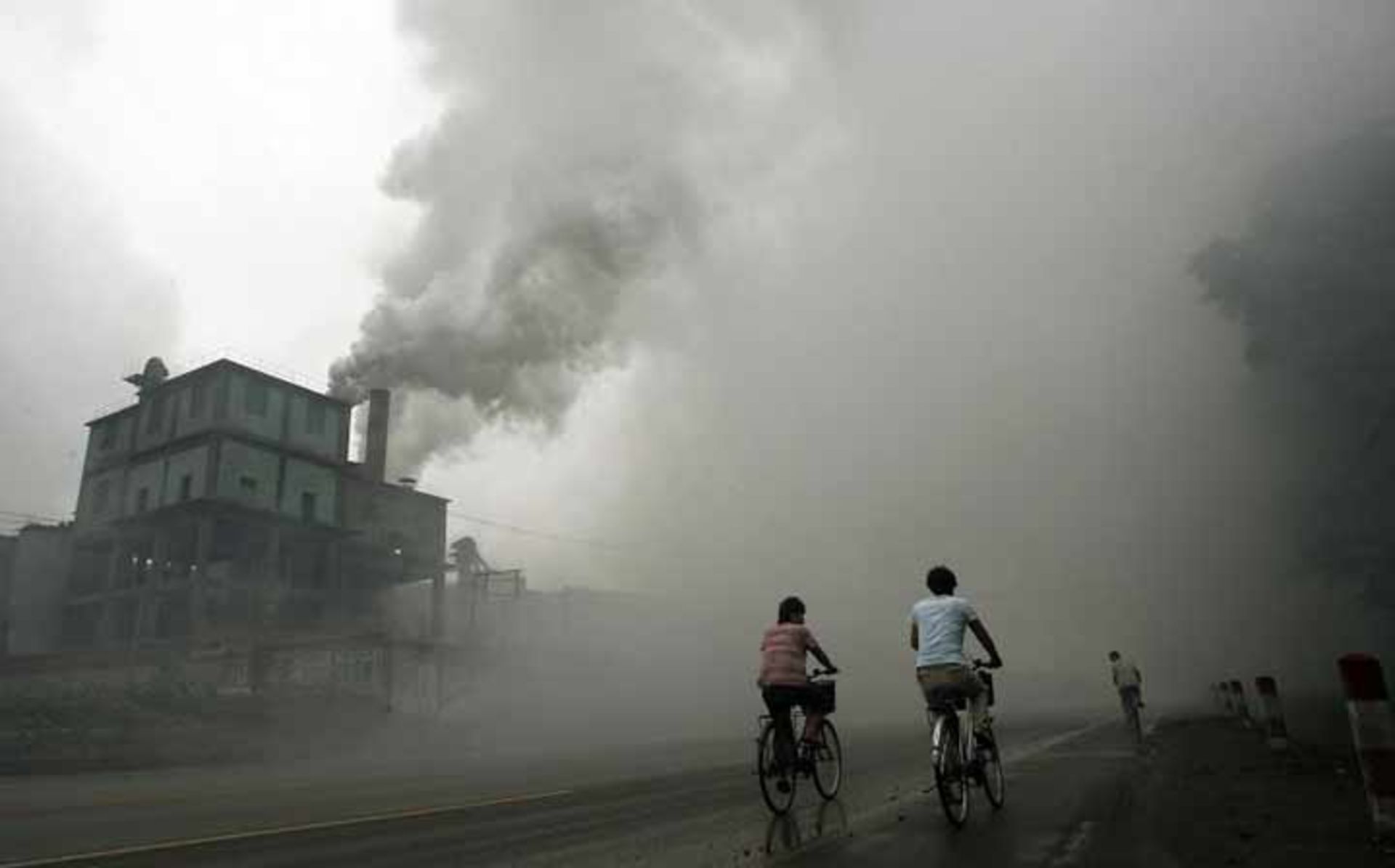 چین برای جلوگیری از آلودگی هوا 