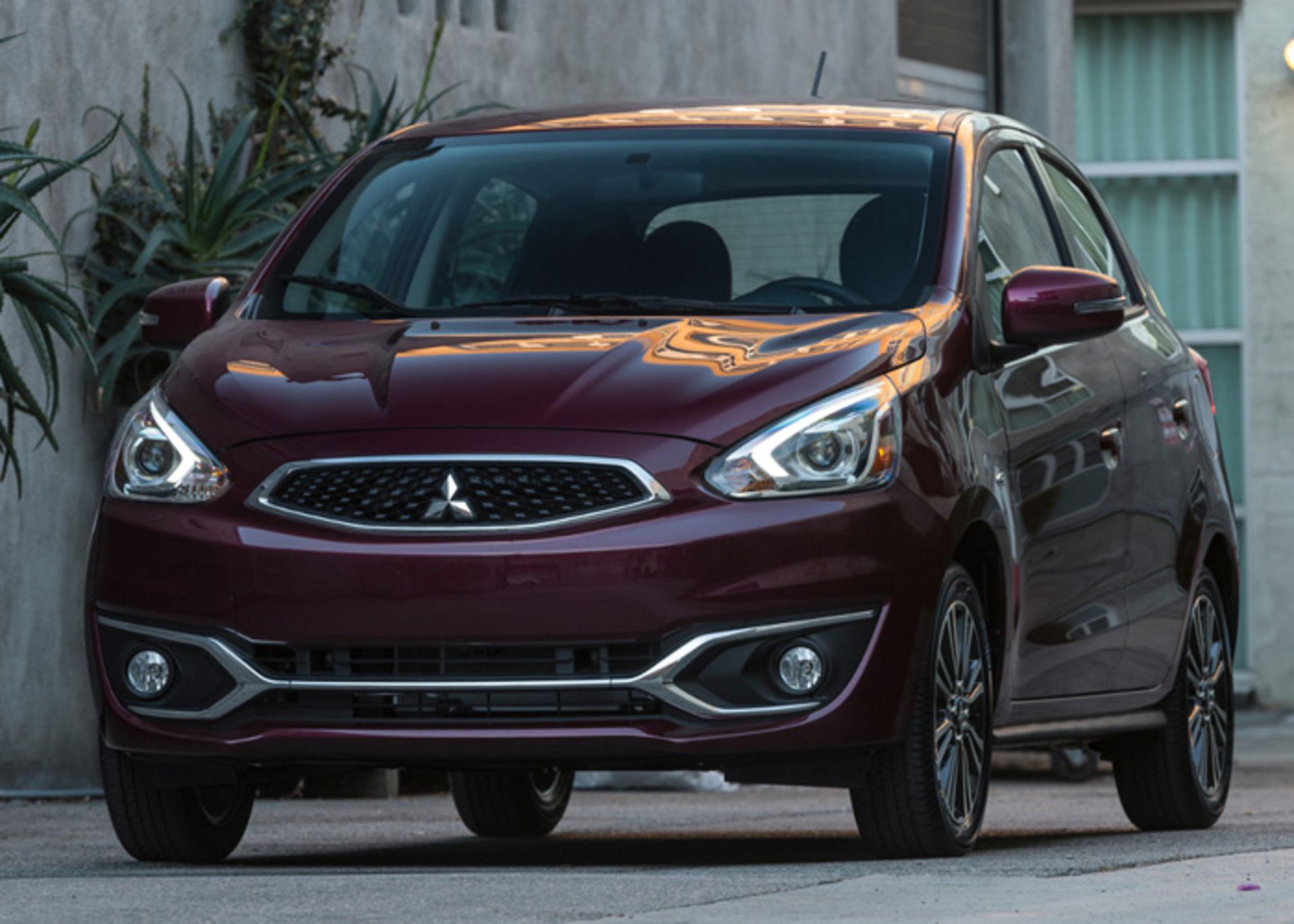 میتسوبیشی میراژ Mitsubishi Mirage 2017