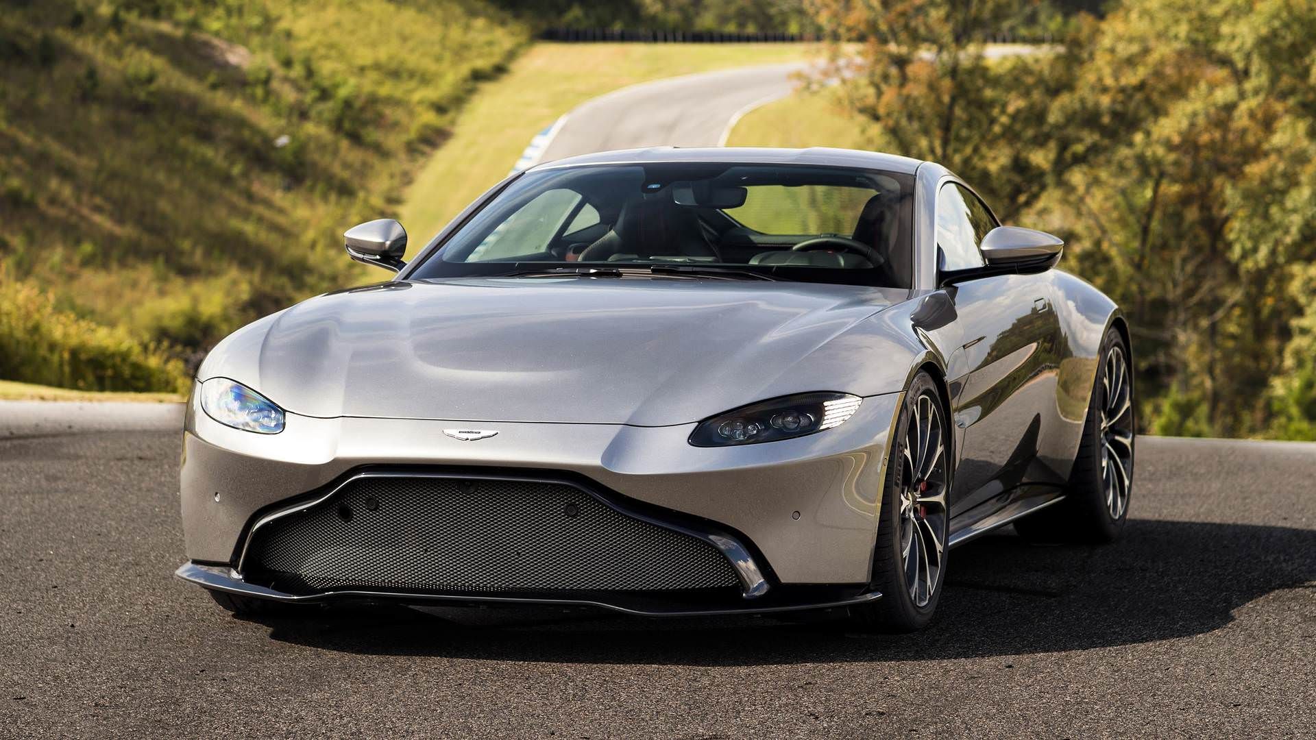 استون کارتین ونتیج 2018 / Aston Martin Vantage
