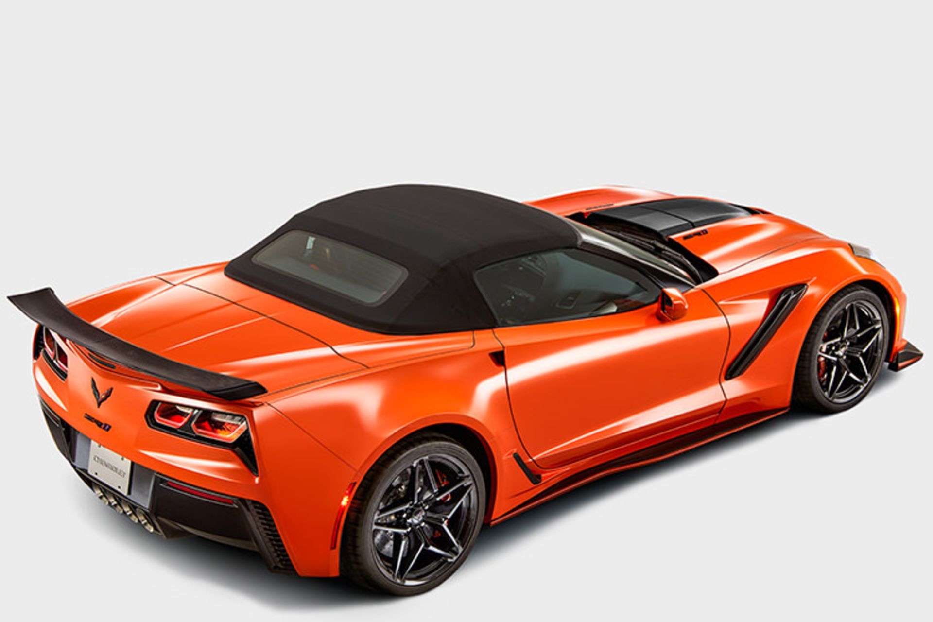 شورولت کوروت ZR1 روباز /  2018 Chevrolet Corvette Convertible