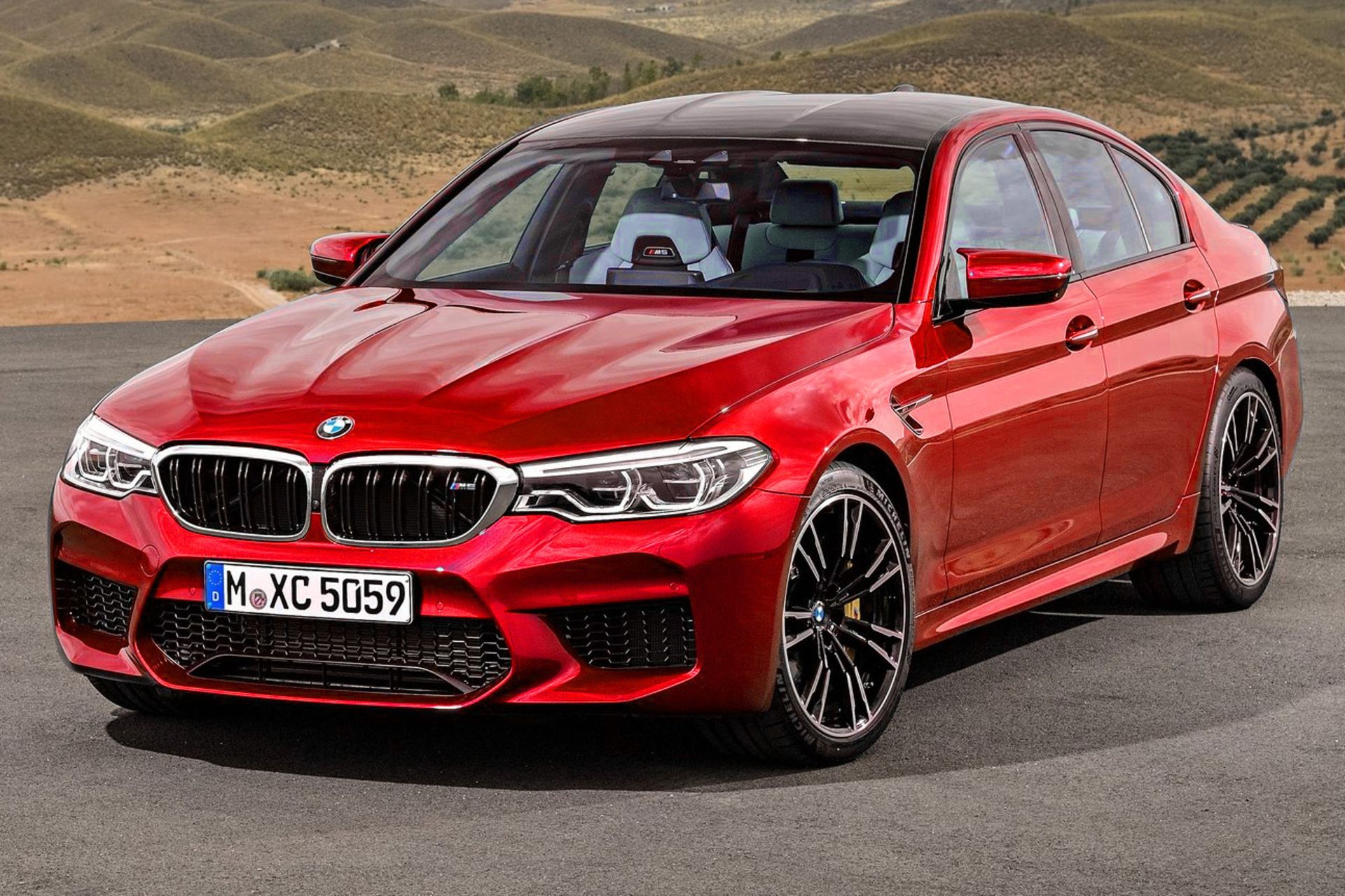 BMW M5    2018