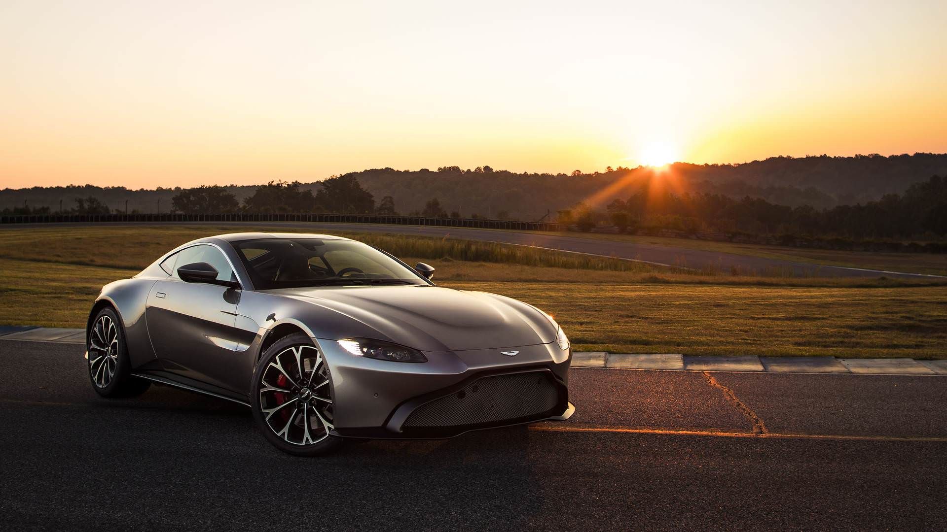 استون کارتین ونتیج 2018 / Aston Martin Vantage