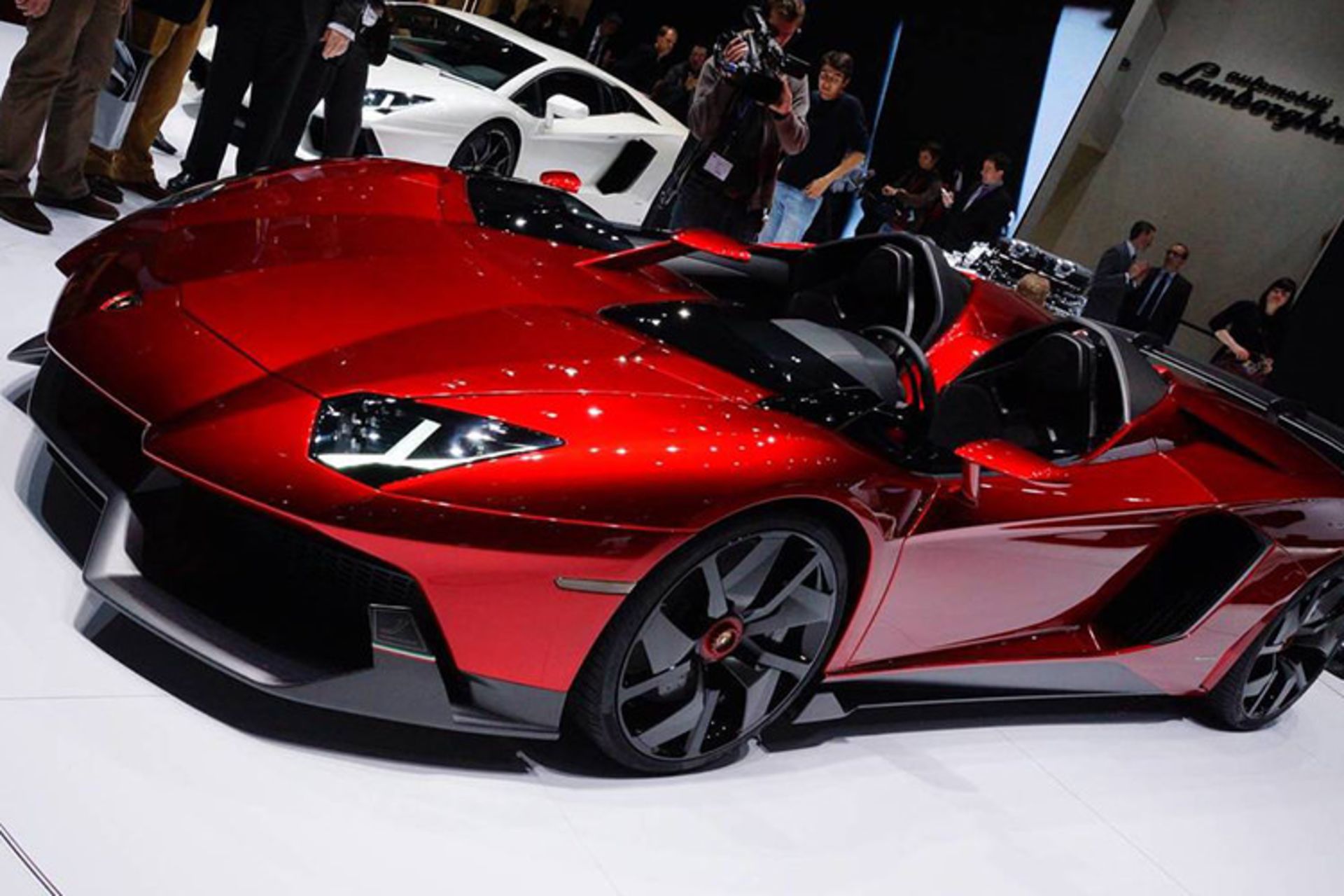 لامبورگینی / Lamborghini Aventador J