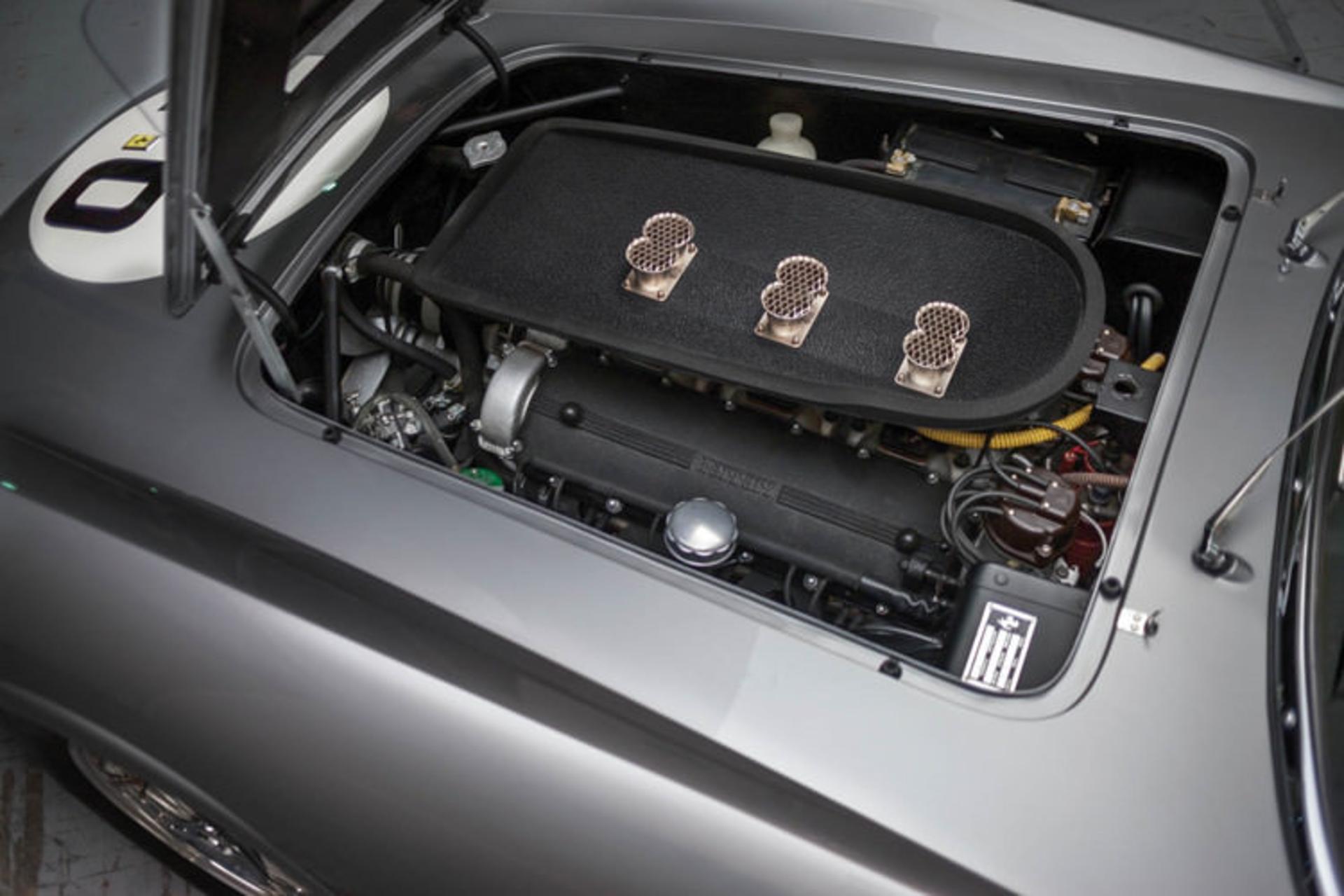 فراری 250 GT LWB کالیفرنیا / ferrari