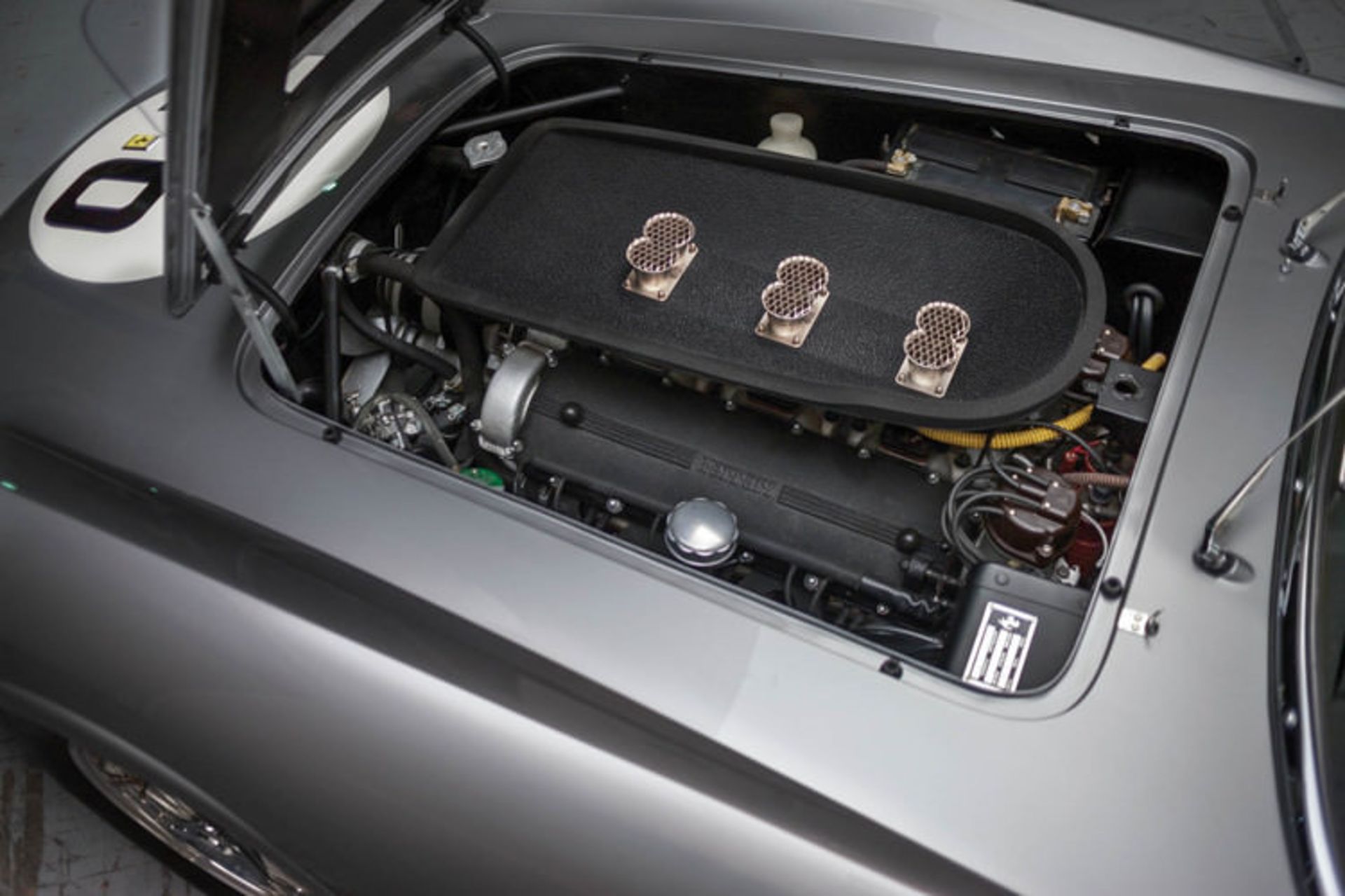 فراری 250 GT LWB کالیفرنیا / ferrari