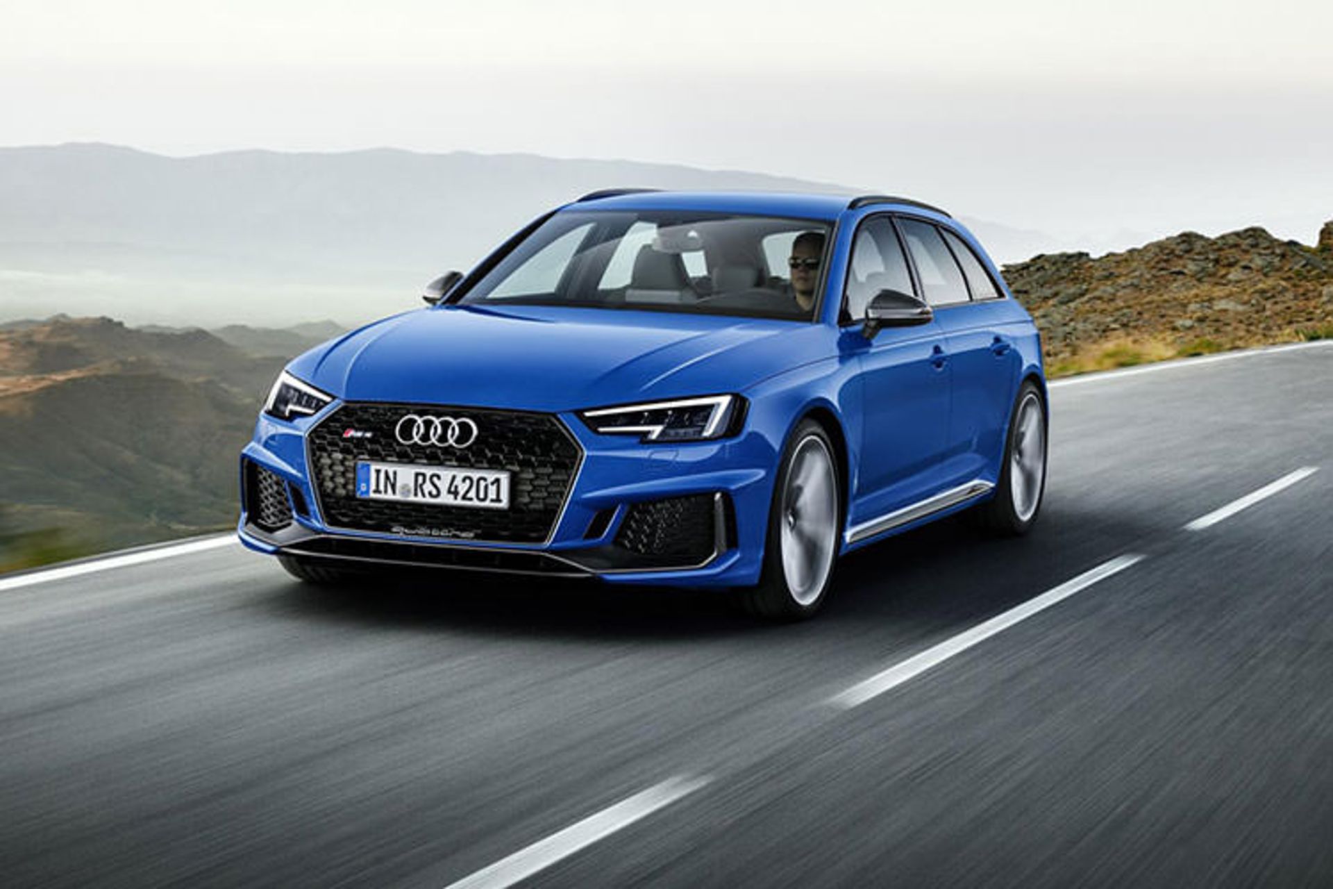 آئودی RS4 آوانت/ Audi RS4 Avant