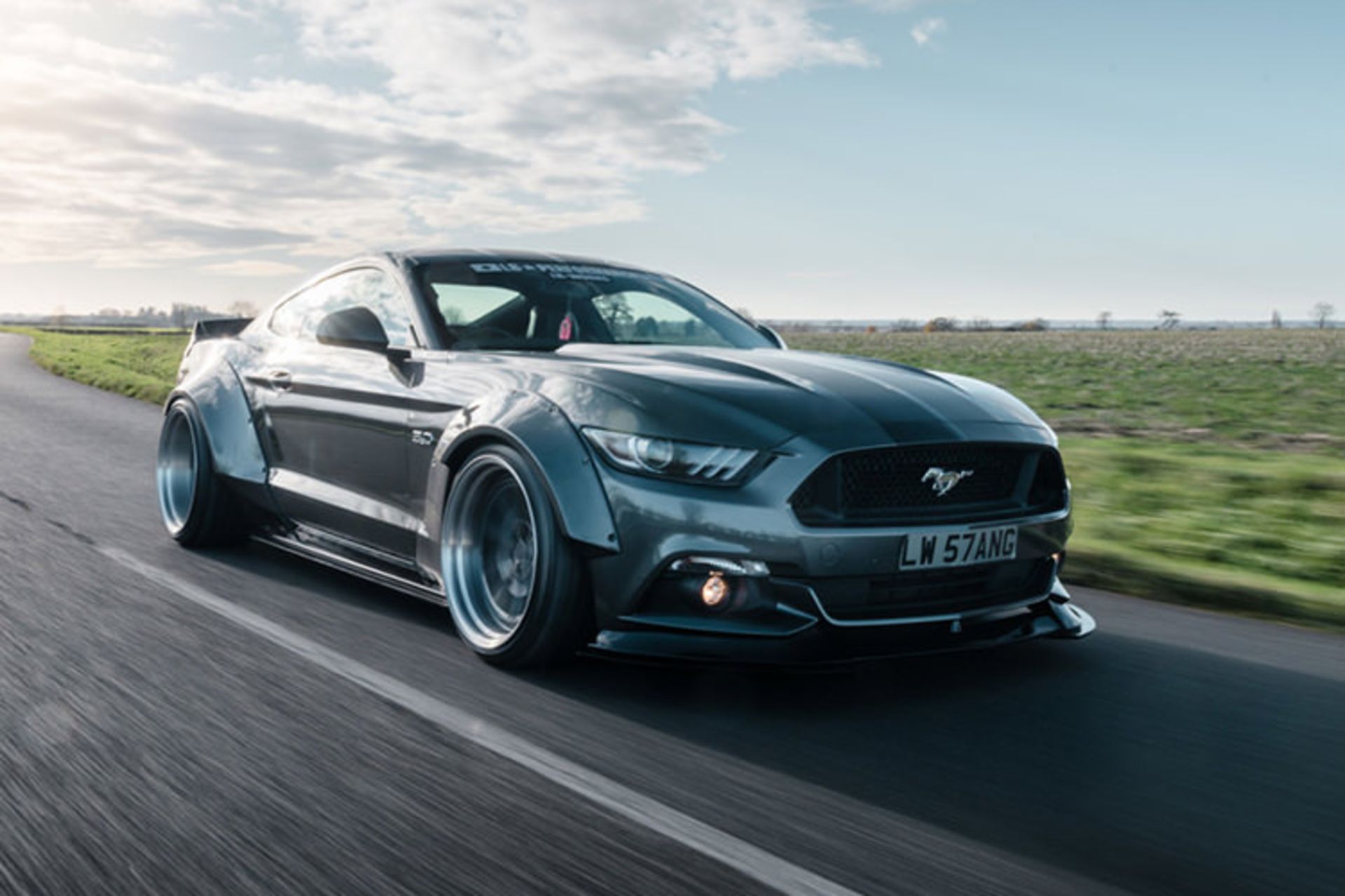 Ford Mustang Liberty Walk / فورد موستانگ لیبرتی واک