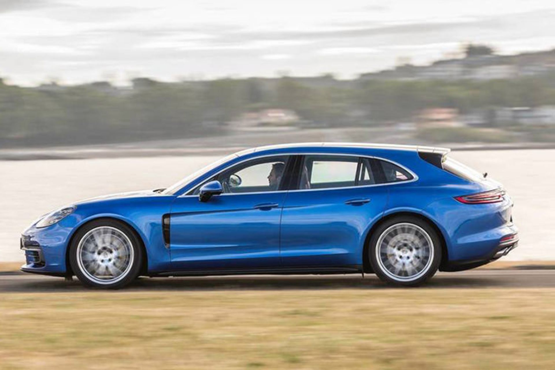 پورشه پانامرا / Porsche Panamera 4S Sport Turismo