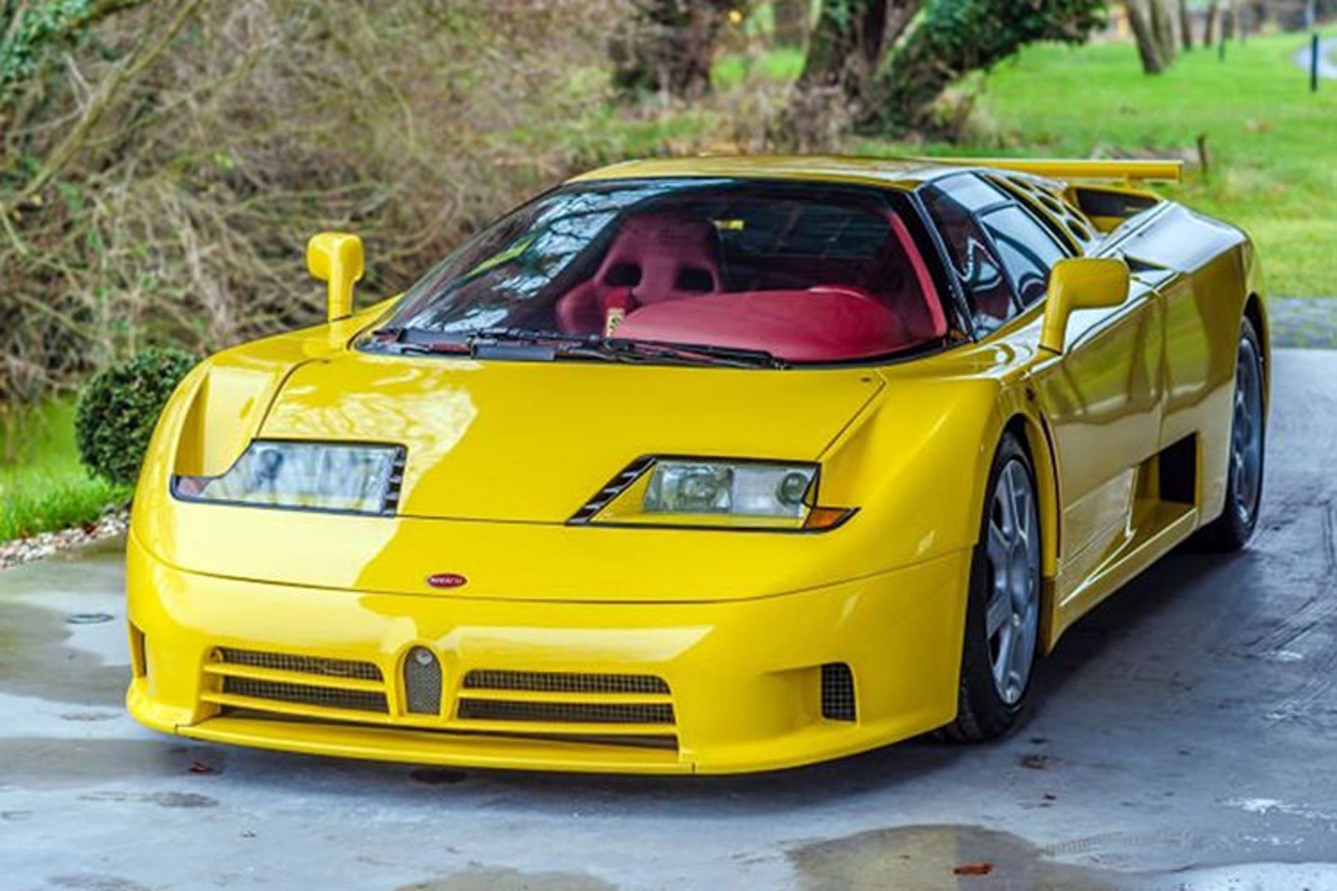 Bugatti EB110 / بوگاتی