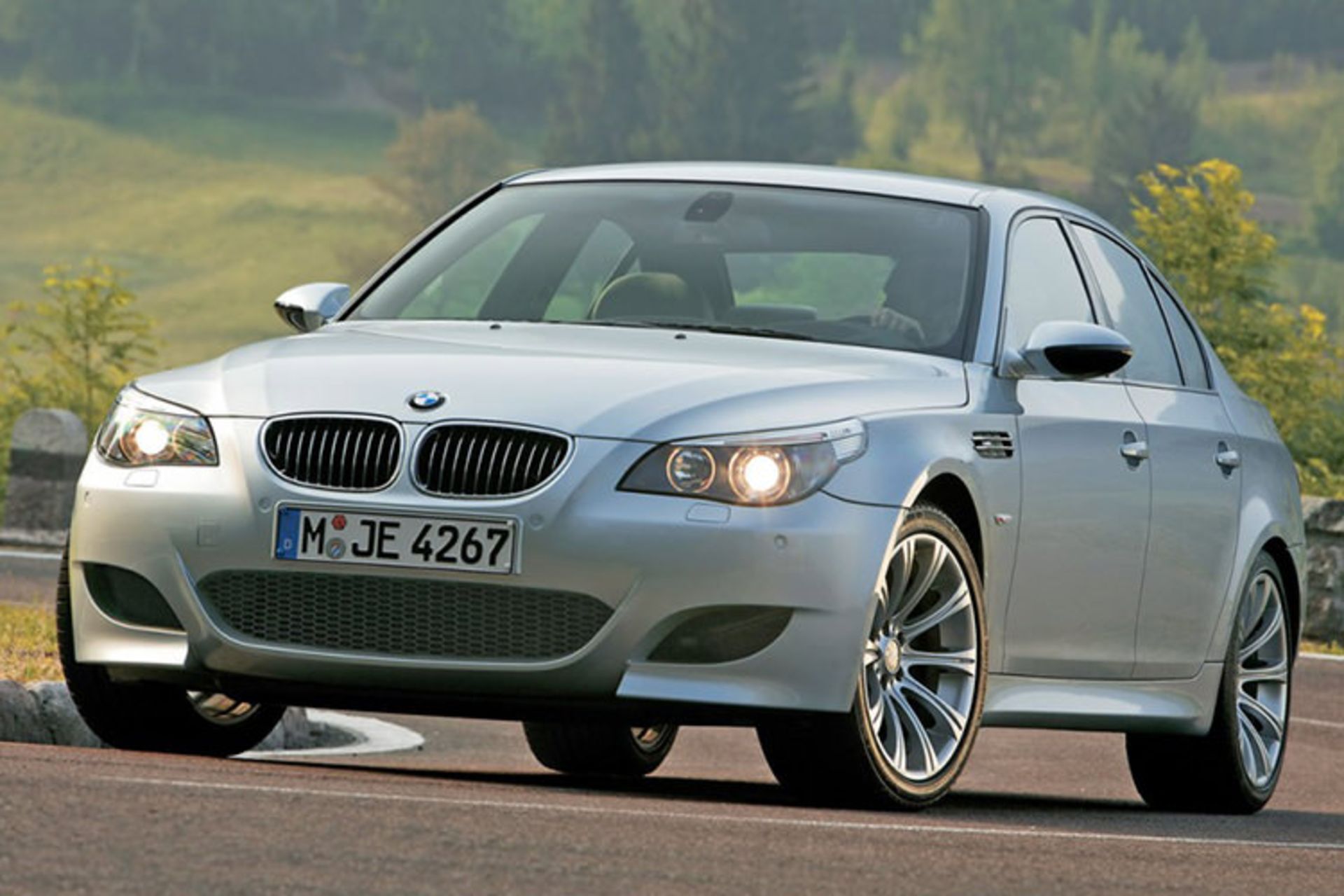 BMW M5 / بی ام و