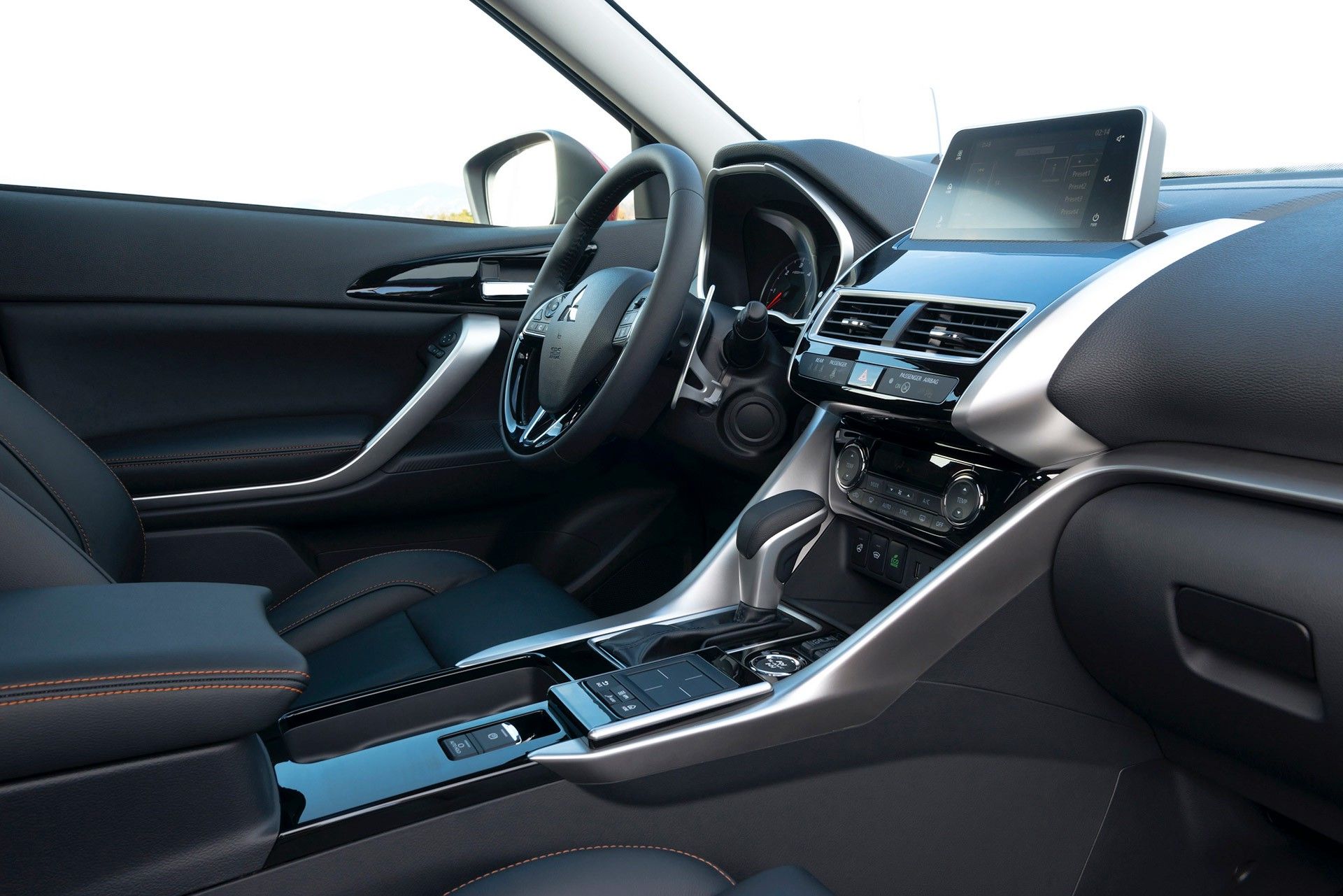 میتسوبیشی اکلیپس کراس 2018