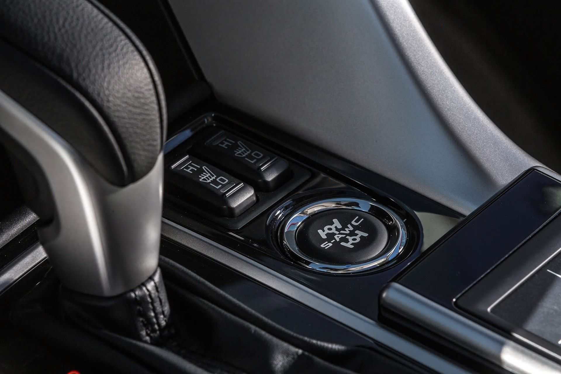 میتسوبیشی اکلیپس کراس 2018