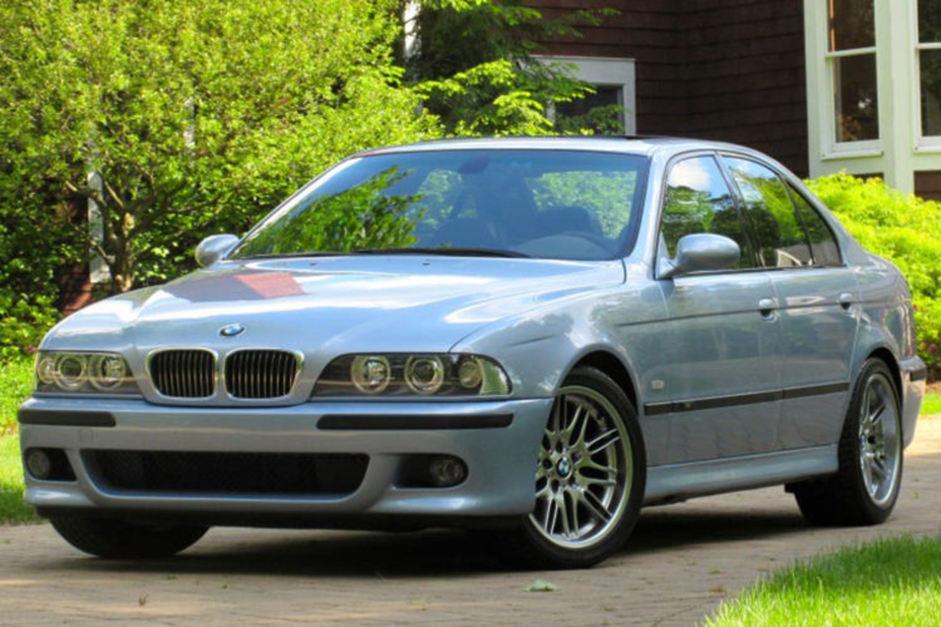 BMW M5 / بی ام و