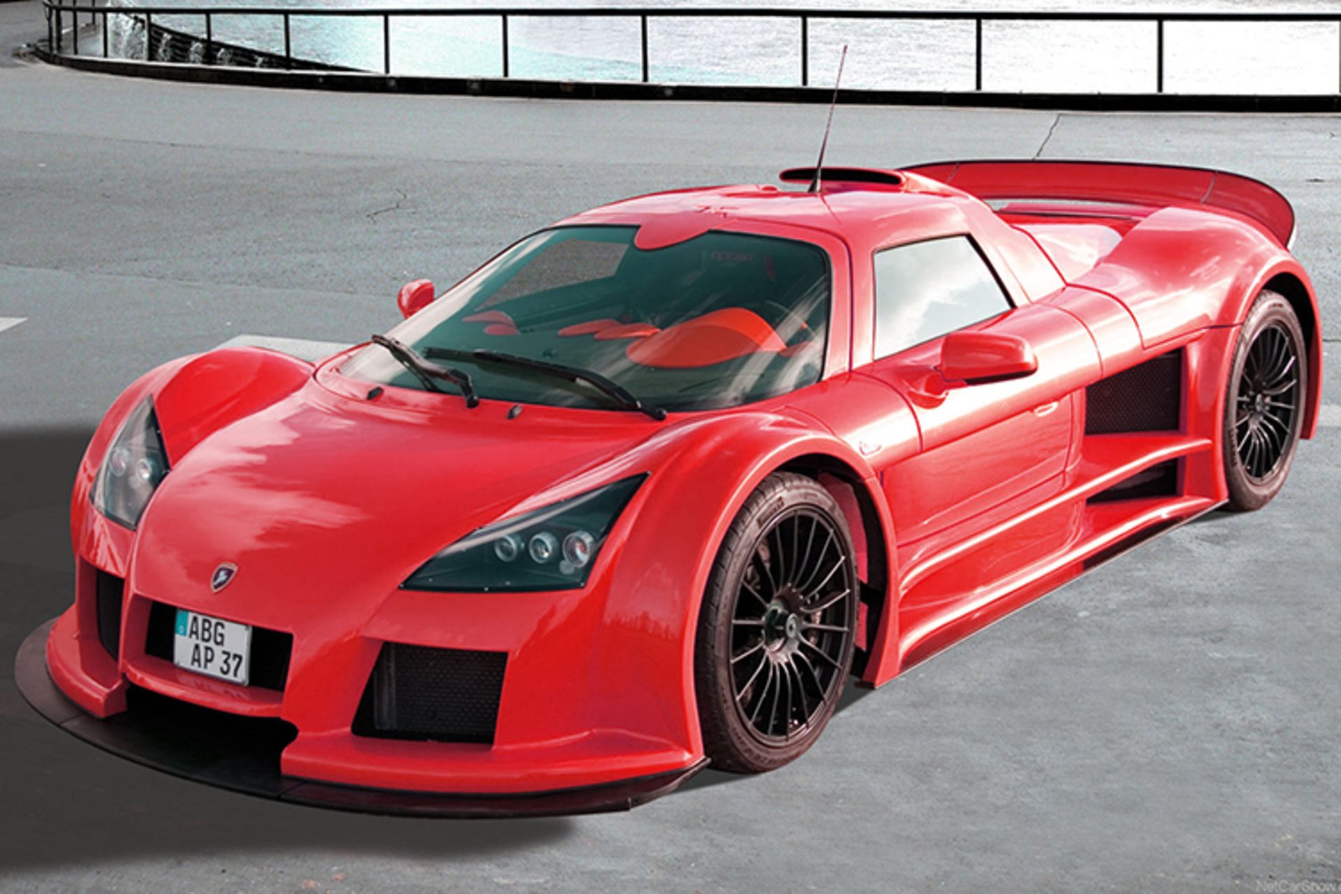 Gumpert Apollo 2008