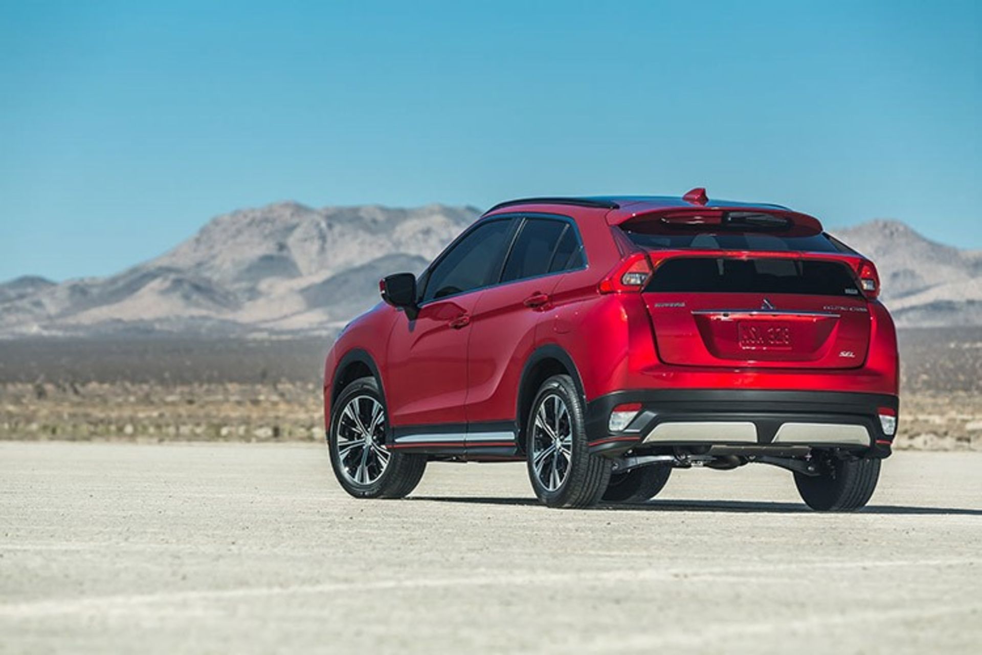 میتسوبیشی اکلیپس کراس 2018