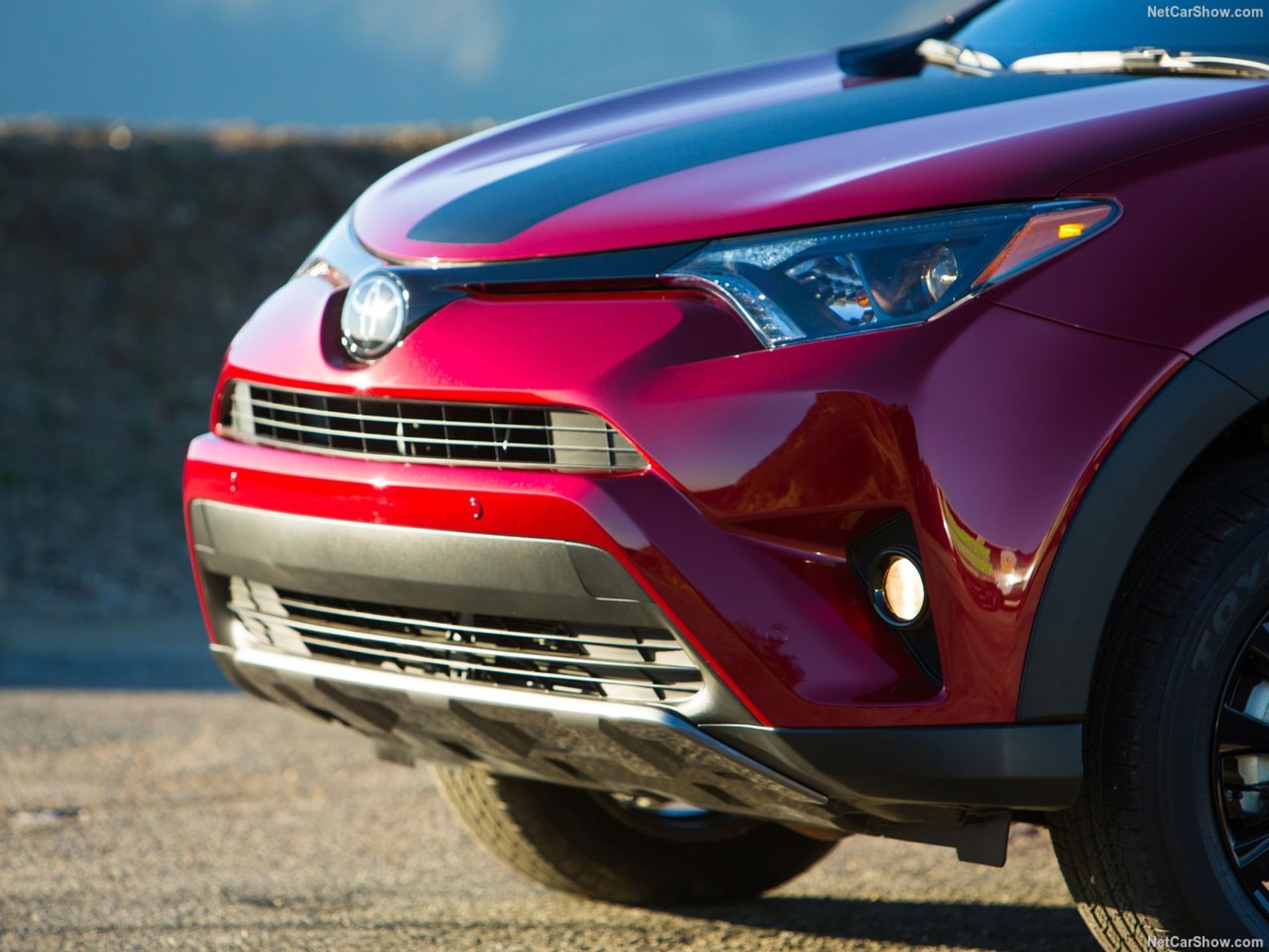 تویوتا راو4