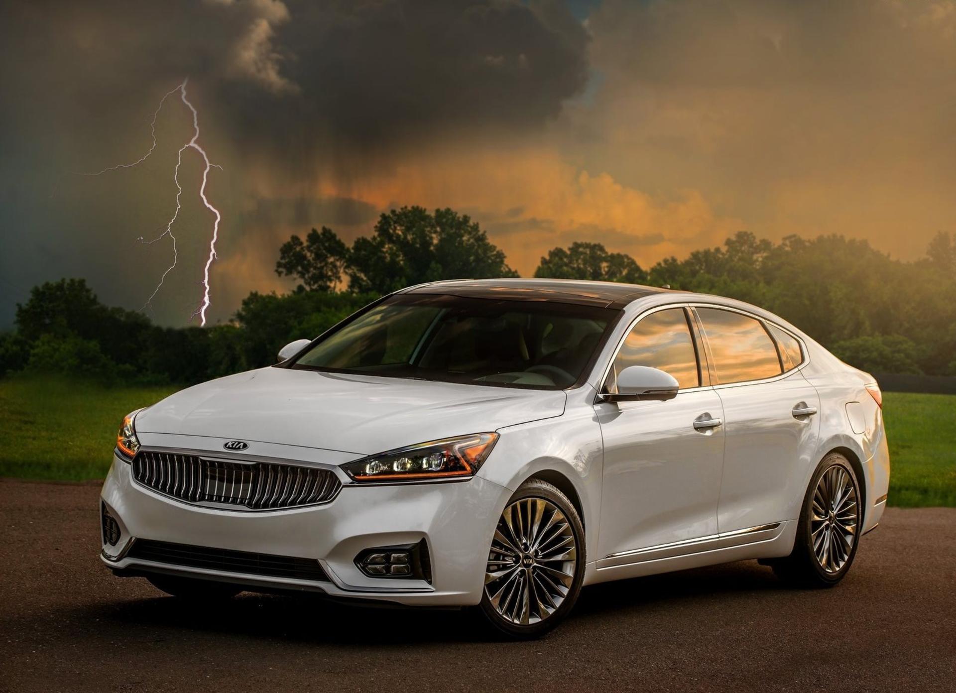kia cadenza