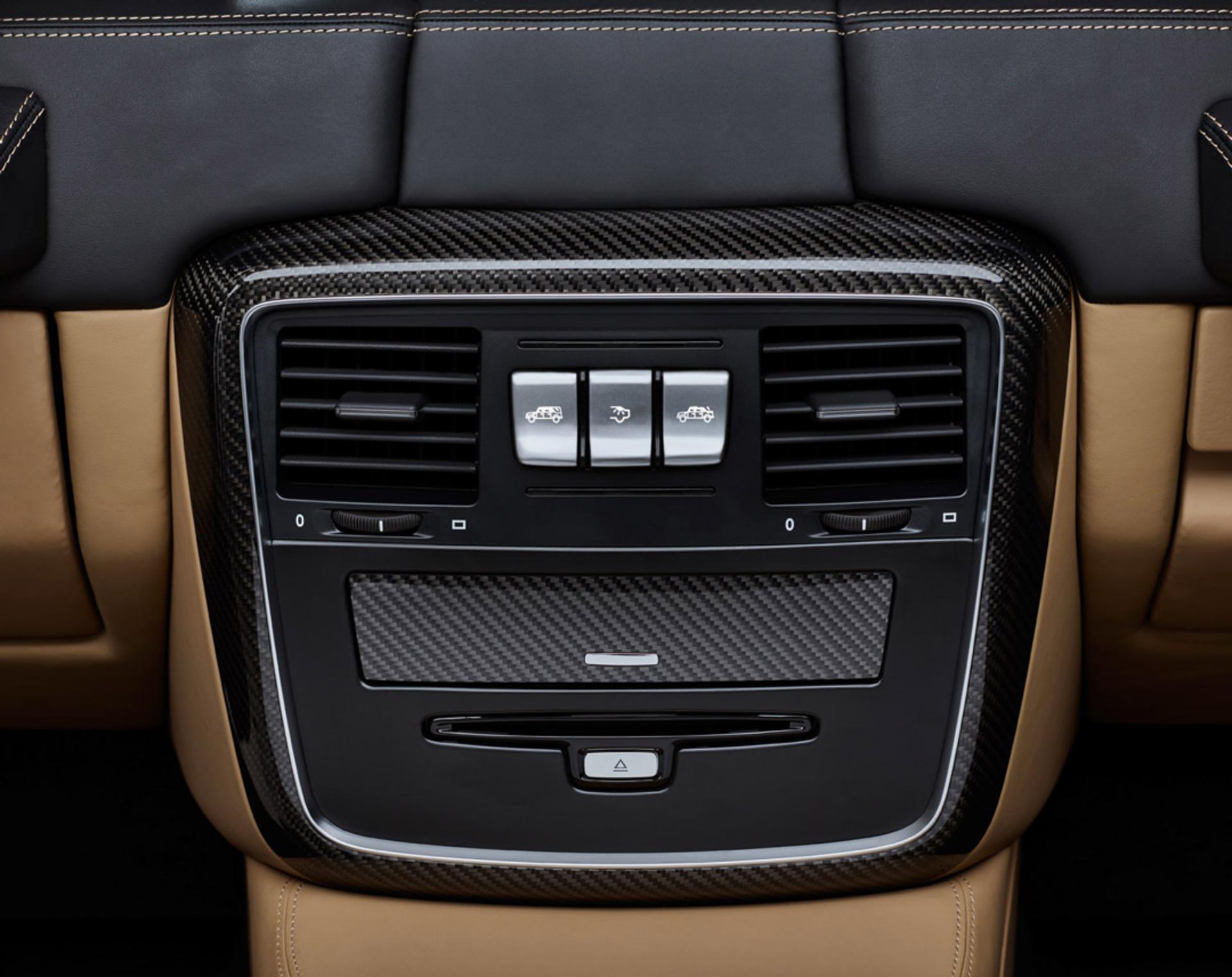 MERCEDES-MAYBACH G650 LANDAULET