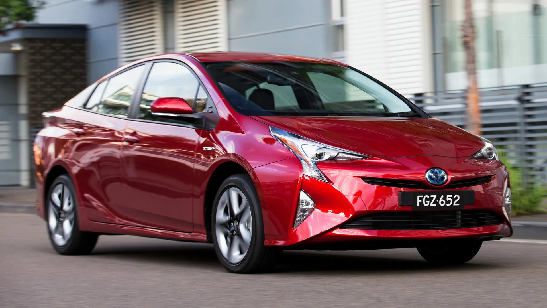 تویوتا پریوس 2017 / toyota prius 2017