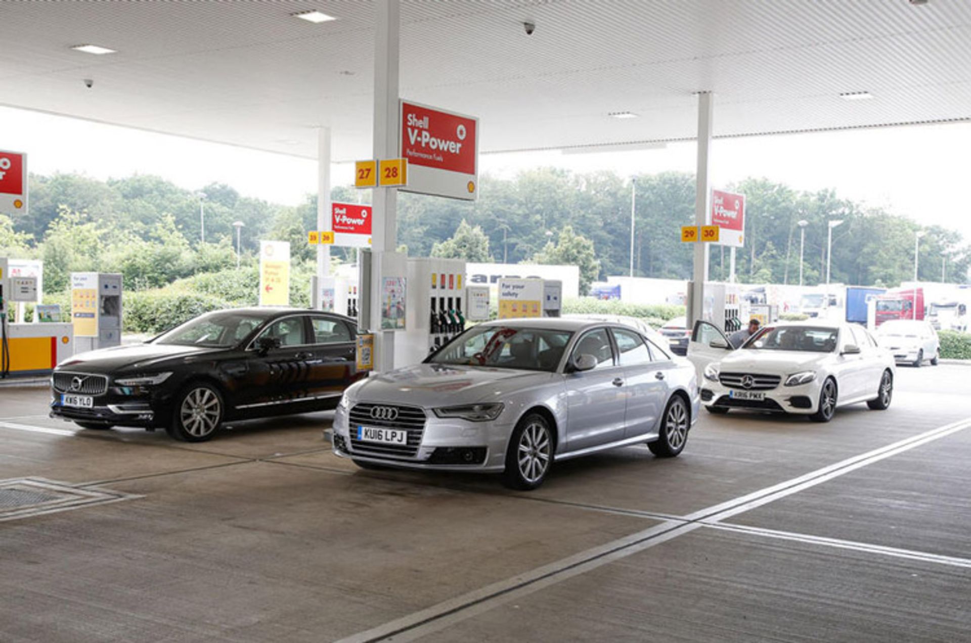 Executive Cars Group Test