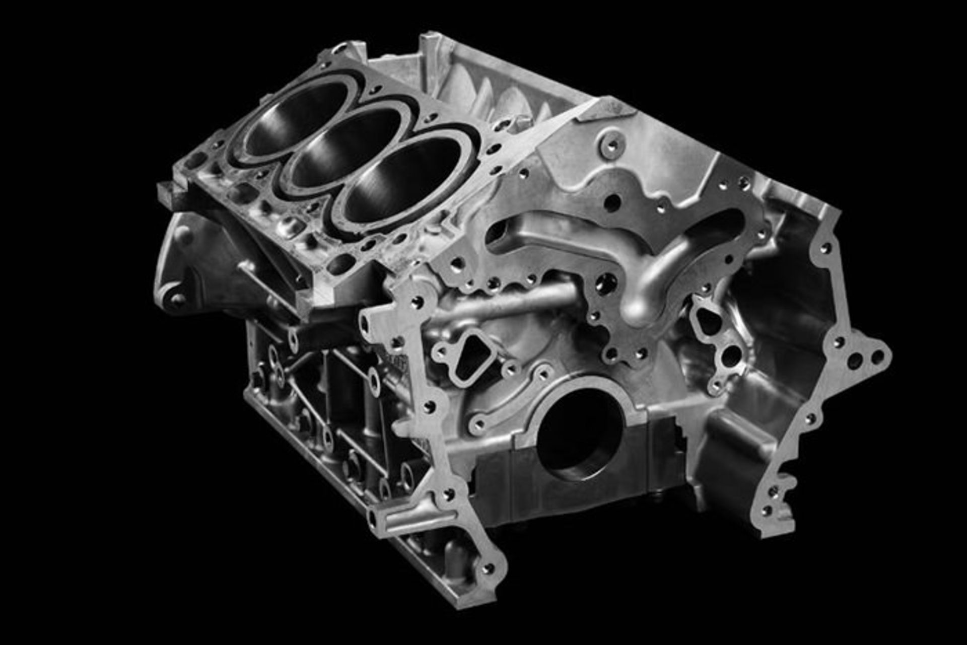 پیشرانه 6 سیلندر خورجینی