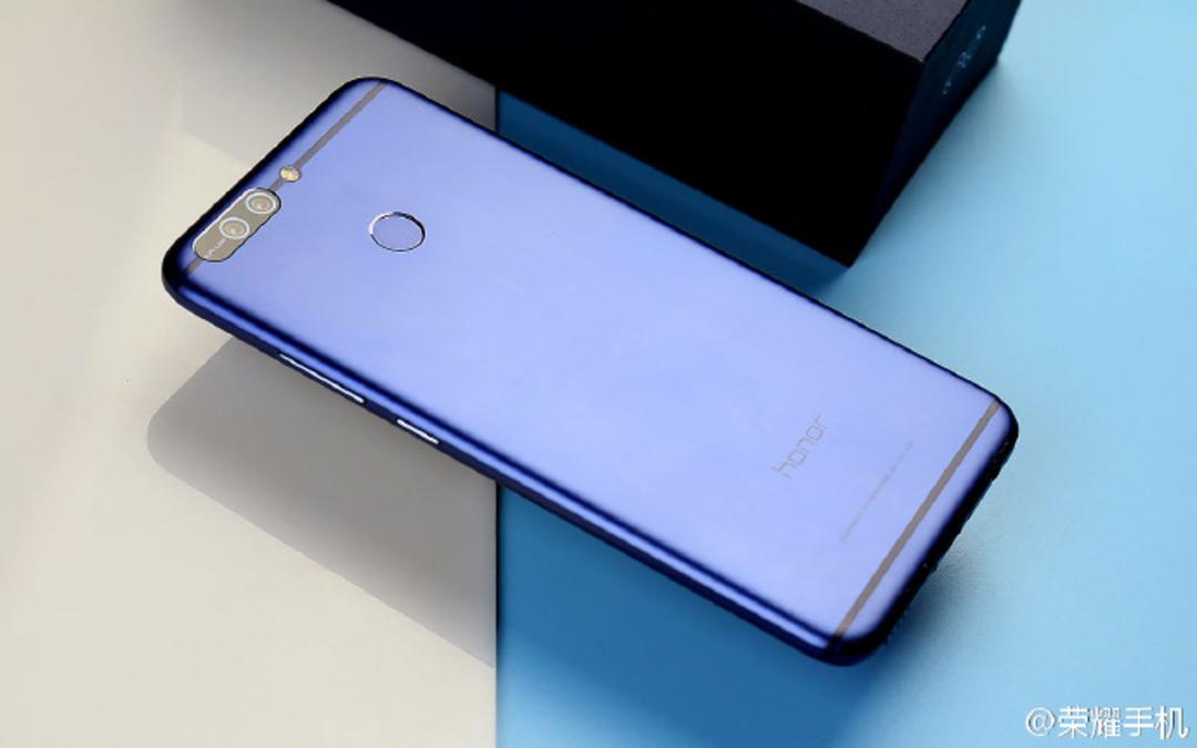 آنر V9