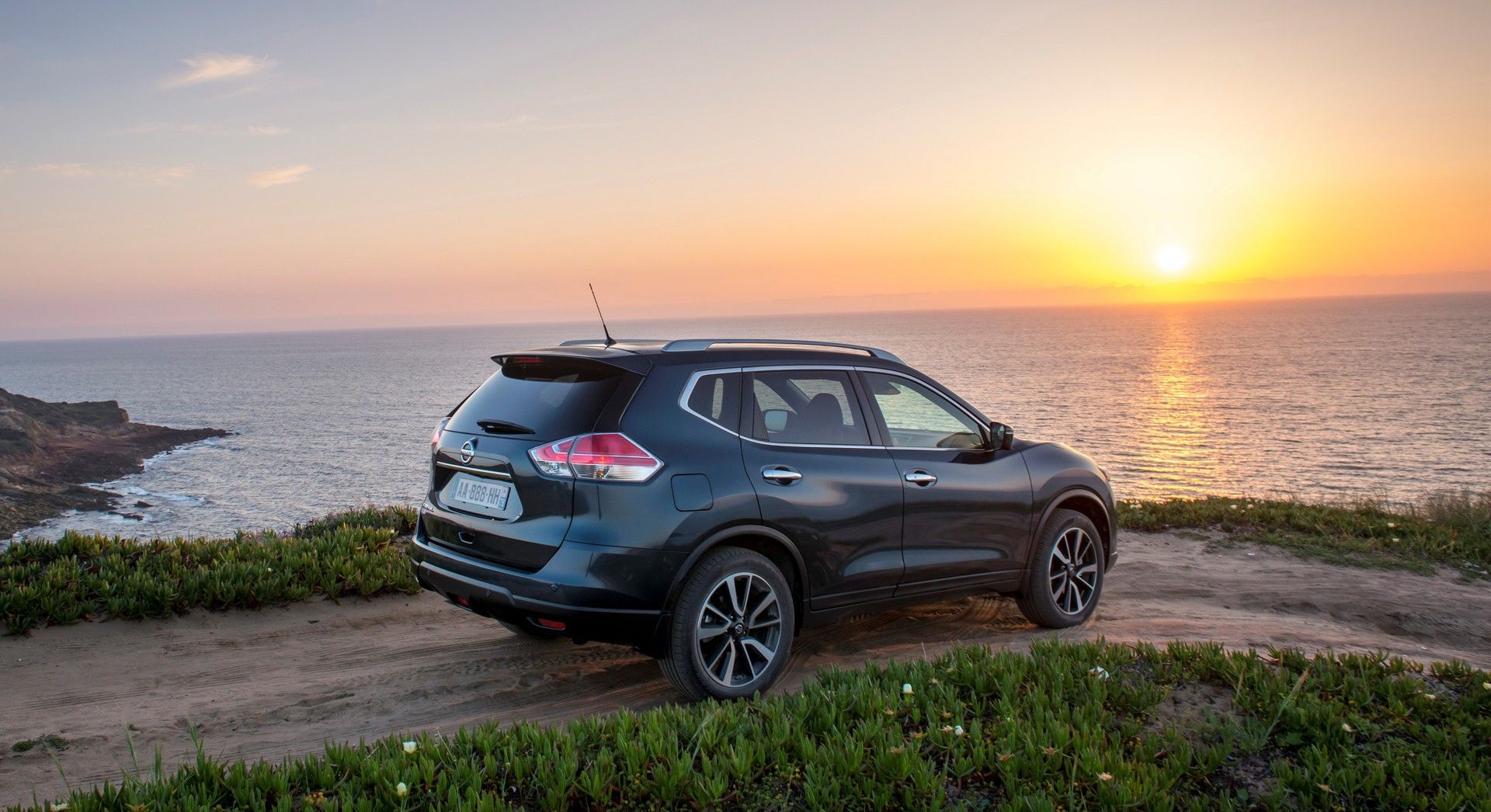 نیسان ایکس تریل