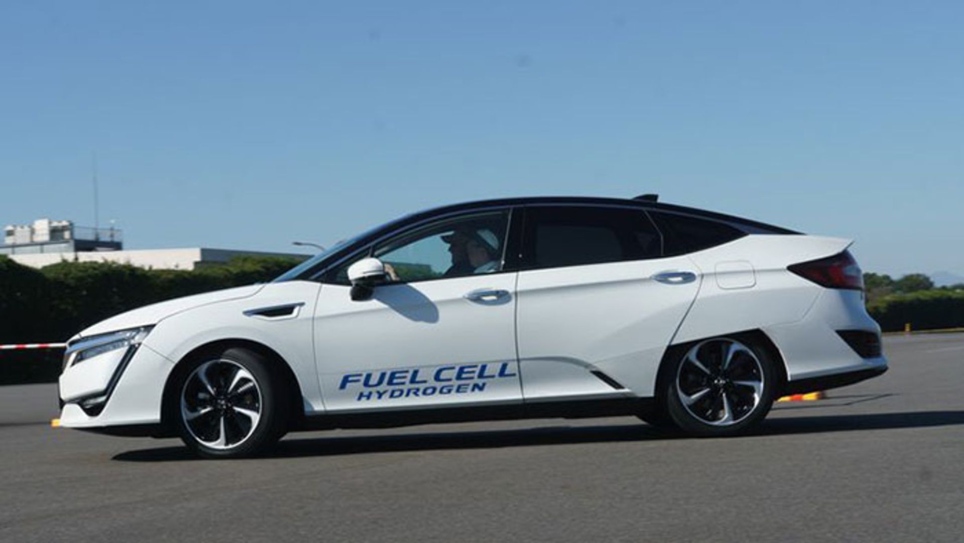 هوندا کلاریتی