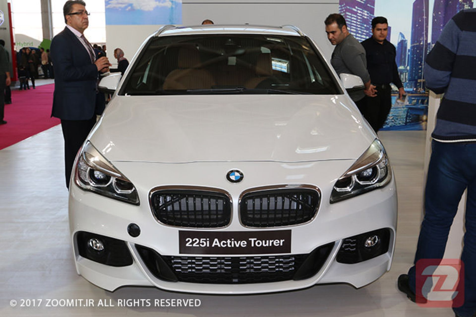بی ام و 225i