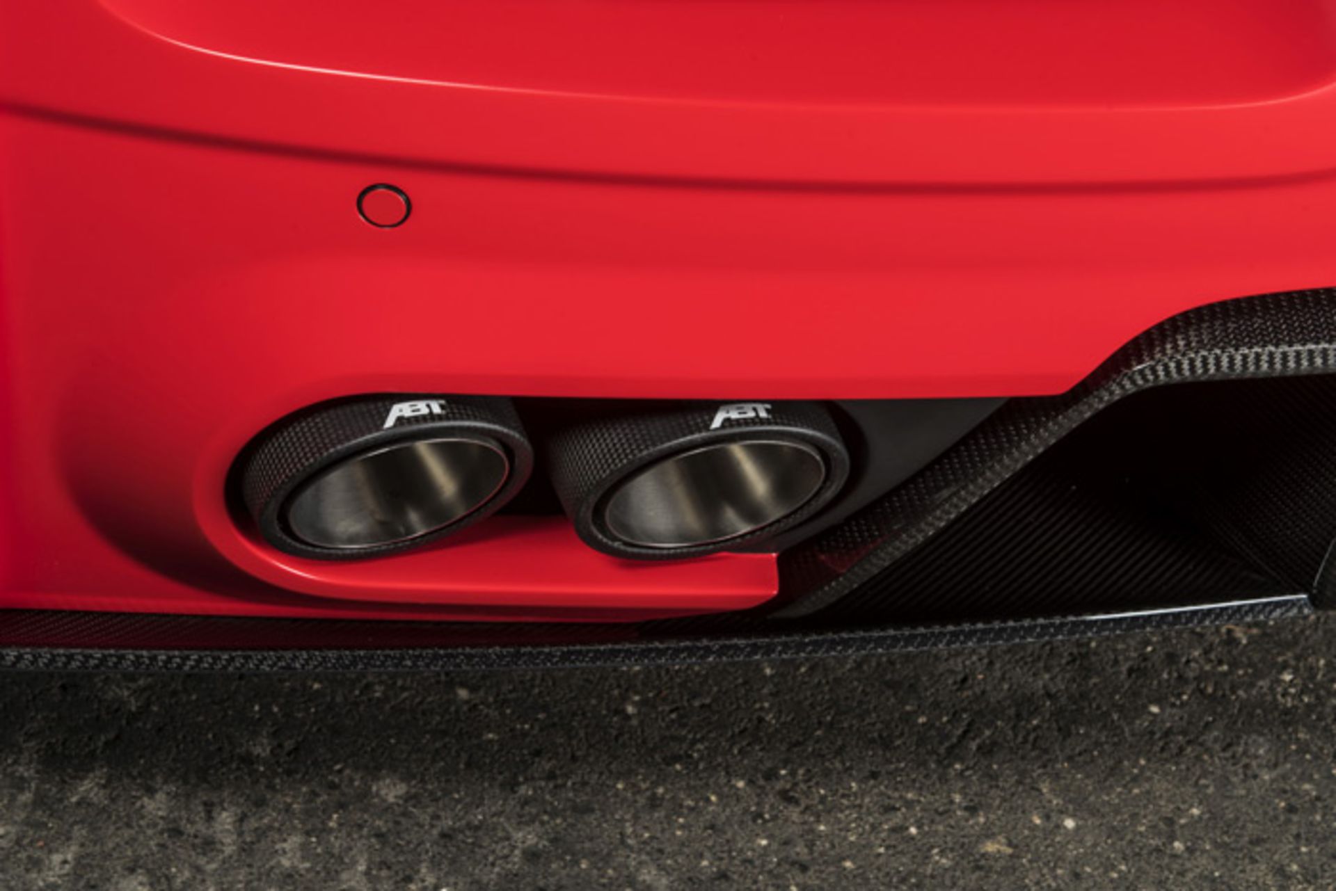 آئودی R8 با تیونینگ ABT