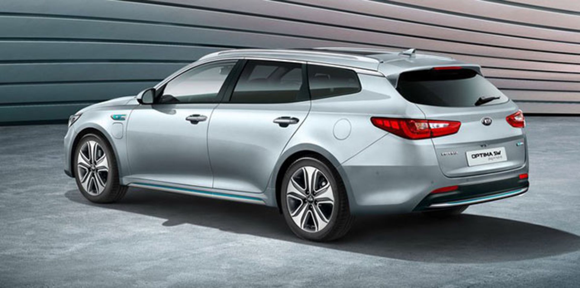 کیا اپتیما اسپرت واگن هیبریدی