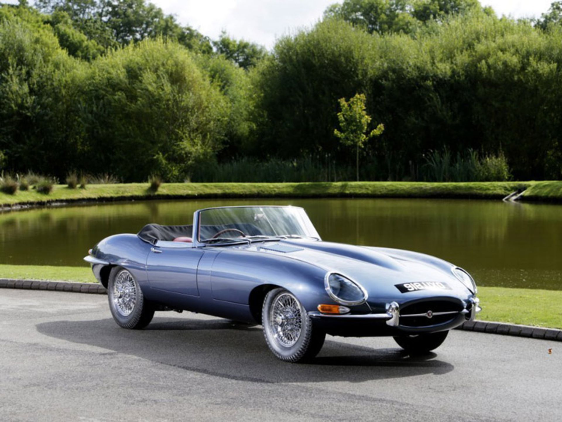 Jaguar E-Type
