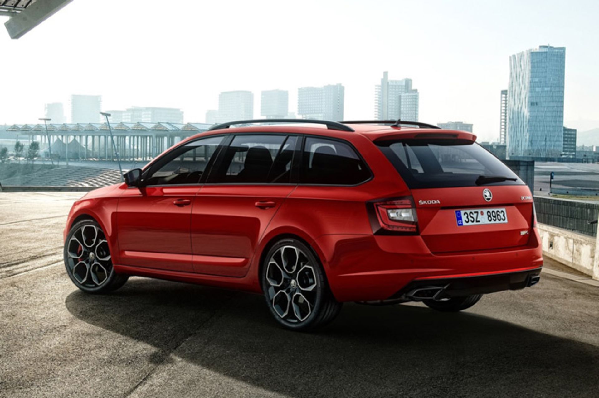 اشکودا اکتاویا vRS245