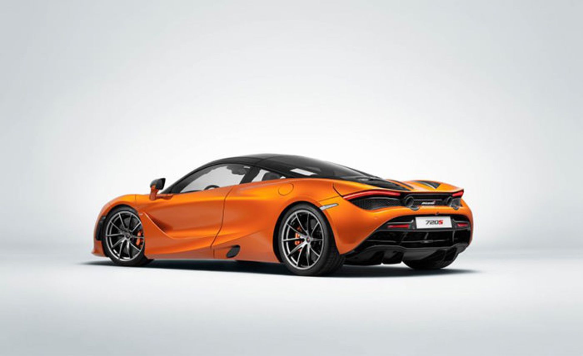 مک لارن 720S / MCLAREN 720S