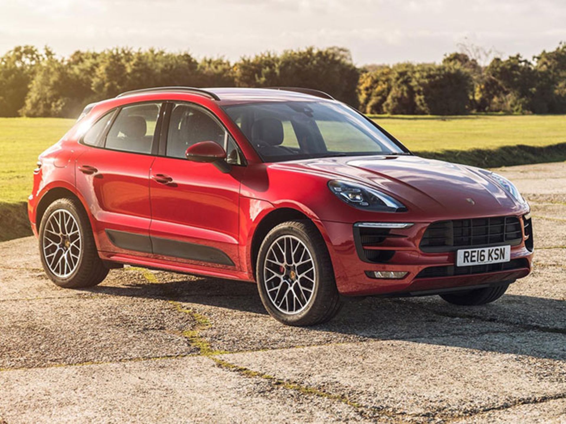 پورشه ماکان