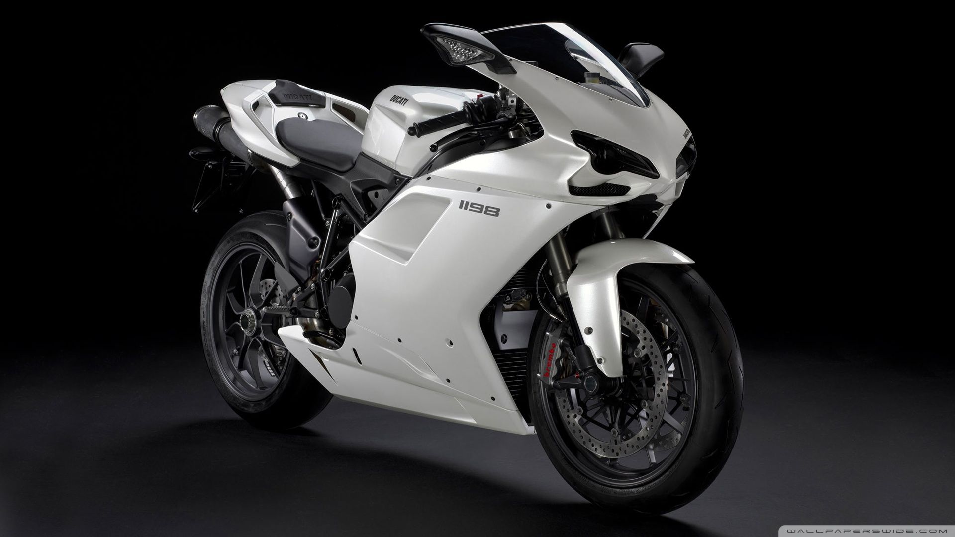Ducati bike موتورسیکلت دوکاتی
